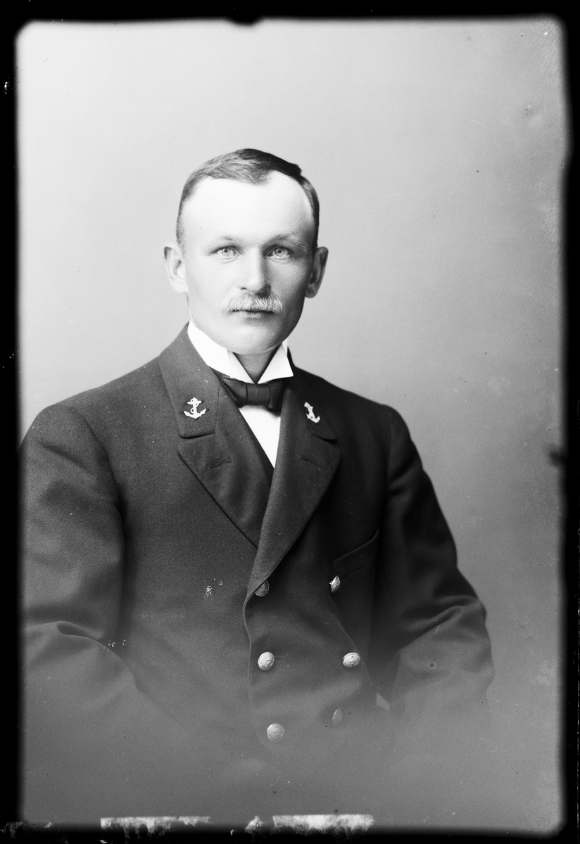 Skötsner-Edhlund, Ateljéporträtt - S. Sjölander från Singö, Uppland 1925