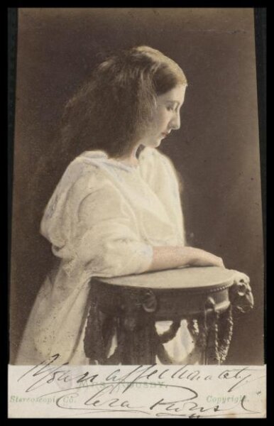 London Stereoscopic and Photographic Company, Guy Little Theatrical Photograph