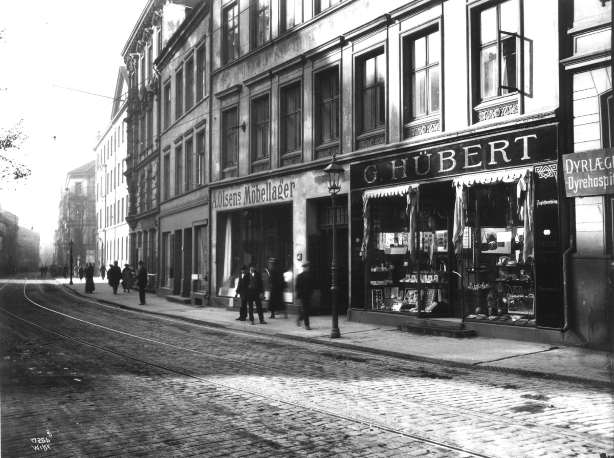 Anders Beer Wilse, Butikk, Oslo, 1923. G. Hubert, kunstforlag, etablert 1887.