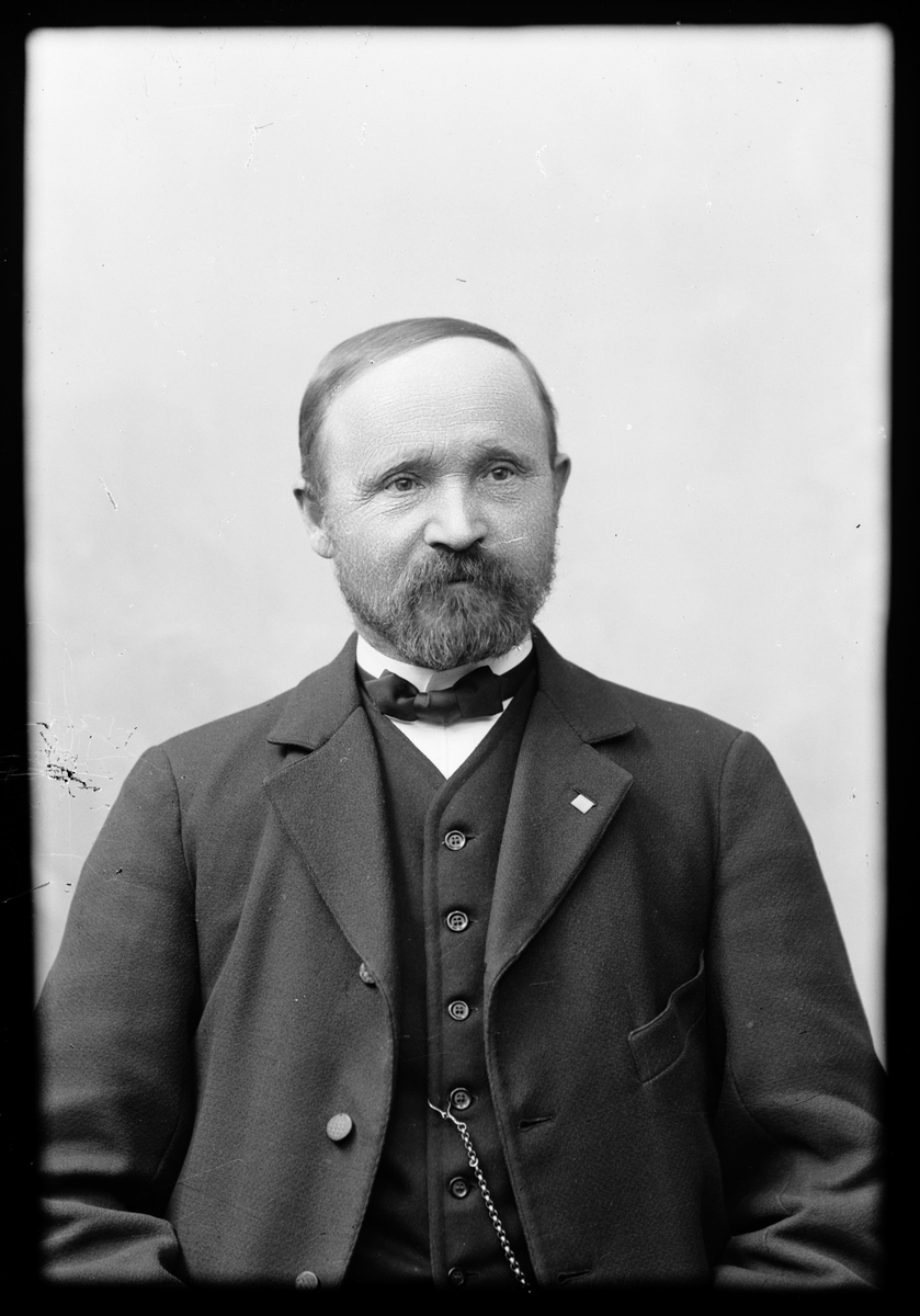 Skötsner-Edhlund, Ateljéporträtt - Eriksson från Östhammar, Uppland