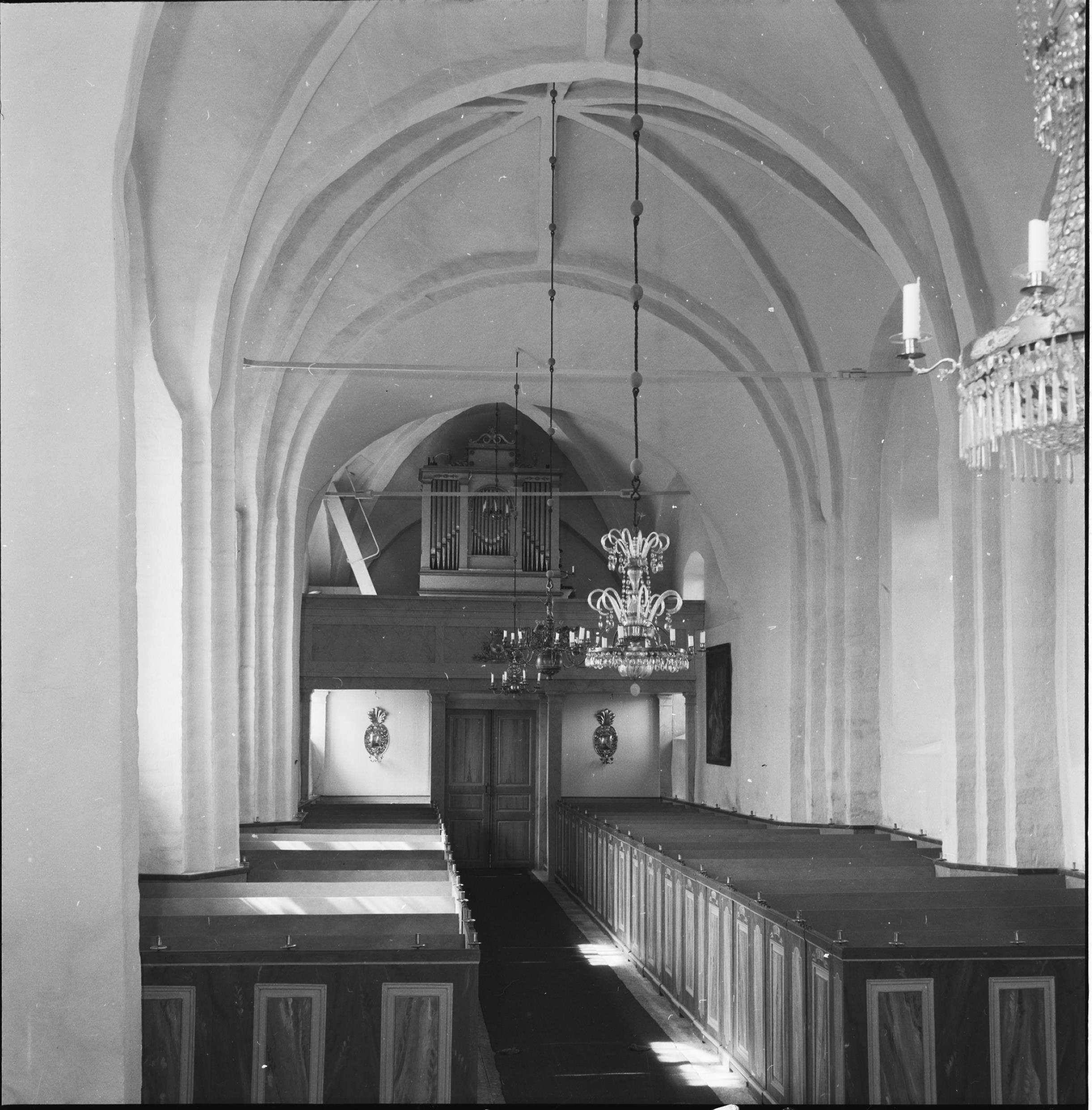 Nils Lagergren, Adelsö kyrka