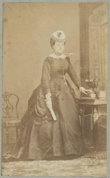 Unknown, Carte-de-visite photographs (480). Four photographs  are dry-mounted to each sheet (120).