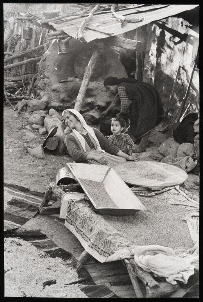 Cartier-Bresson, Henri, Photograph