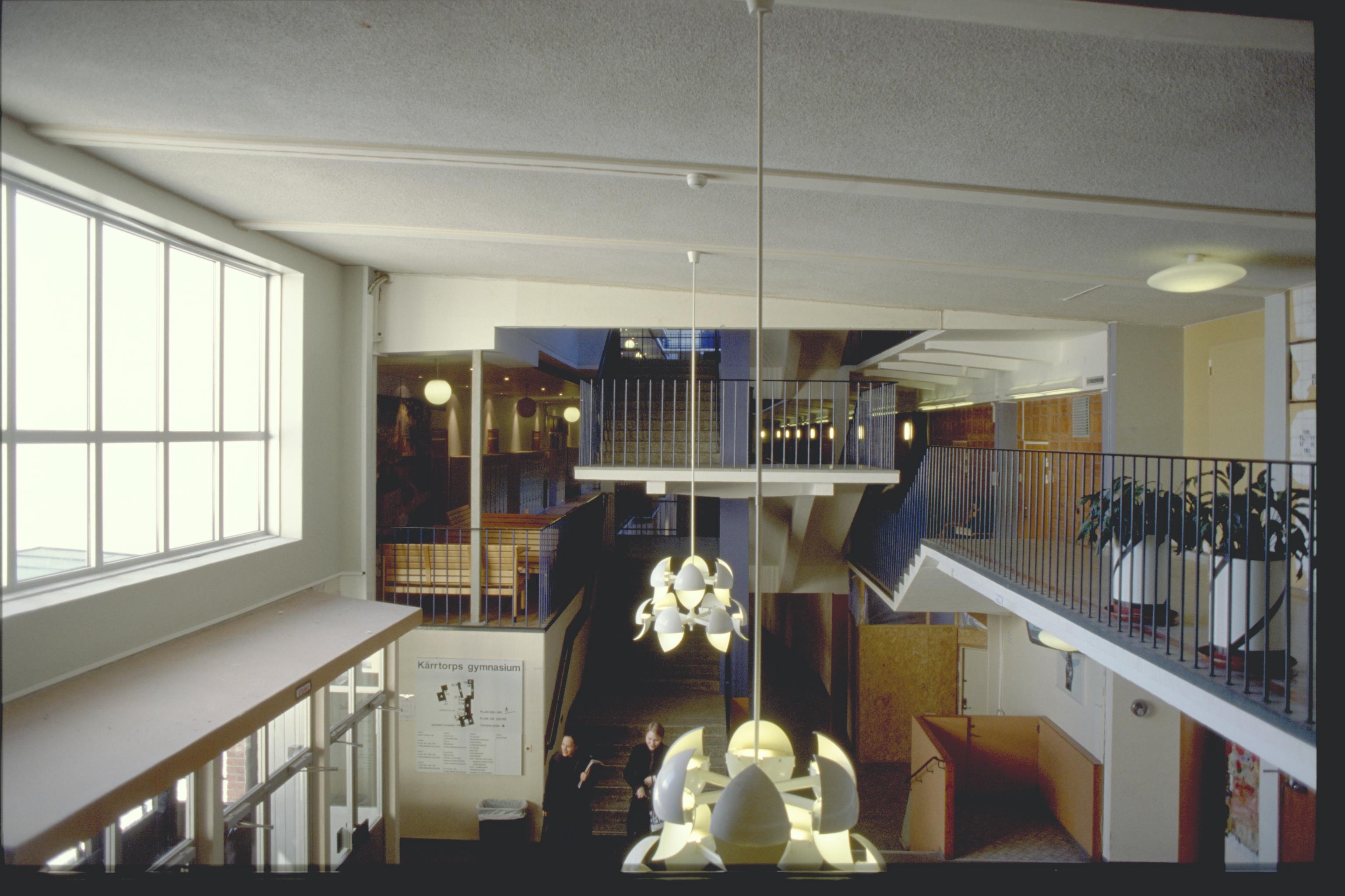 Bengt A Lundberg, Kärrtorps gymnasium