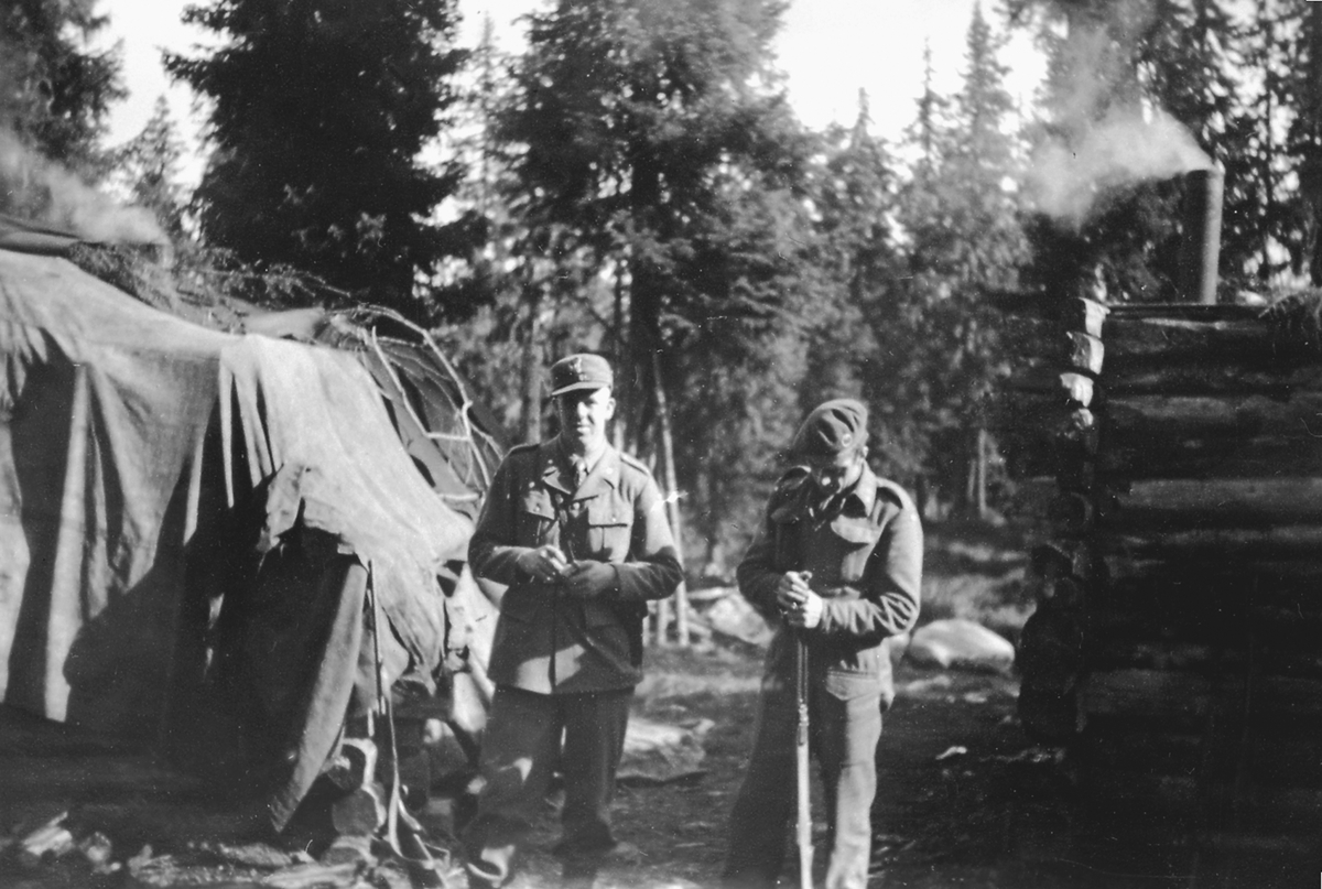 Anno Domkirkeodden, Ole Dalby og Einar Ness, Milorg D-25, Rauskjørbua ved Glebekken, Endelausa, Hamarseterhøgda, Ringsakerfjellet. Hjemmestyrkene, krigen, fredsvåren 1945.