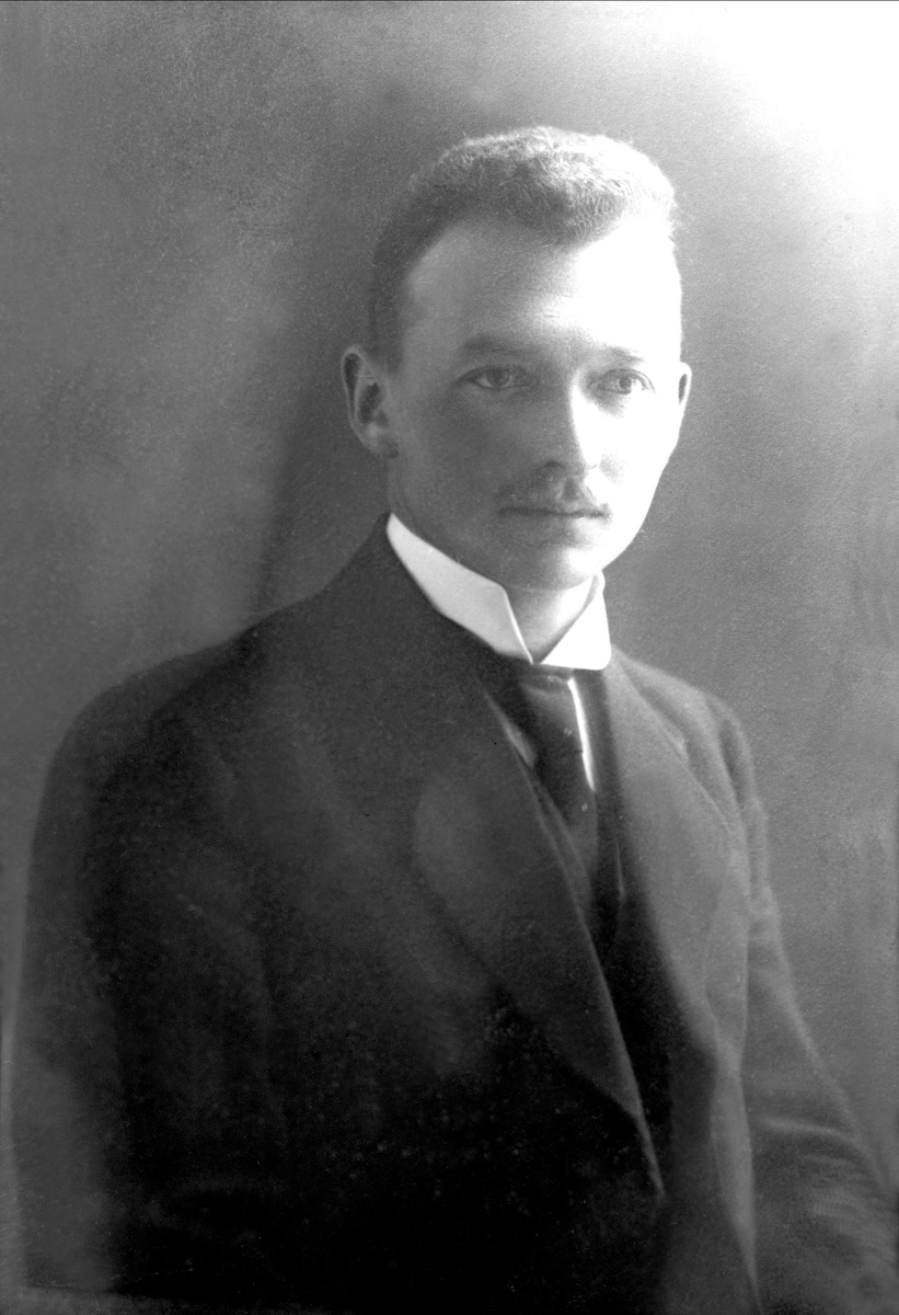 Gustav Borgen, NFB.47493
