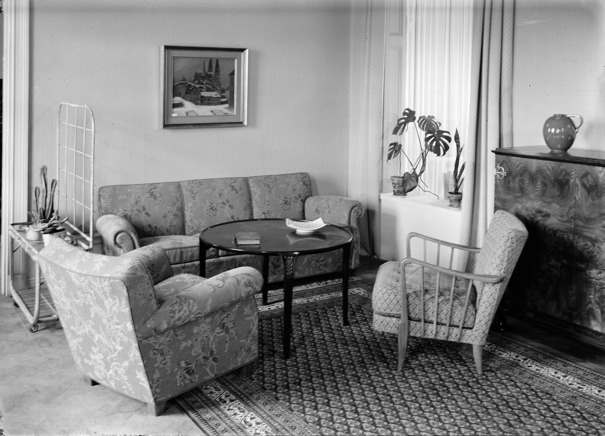 Paul Sandberg, Bostadsinteriör, sannolikt Uppsala, 1944