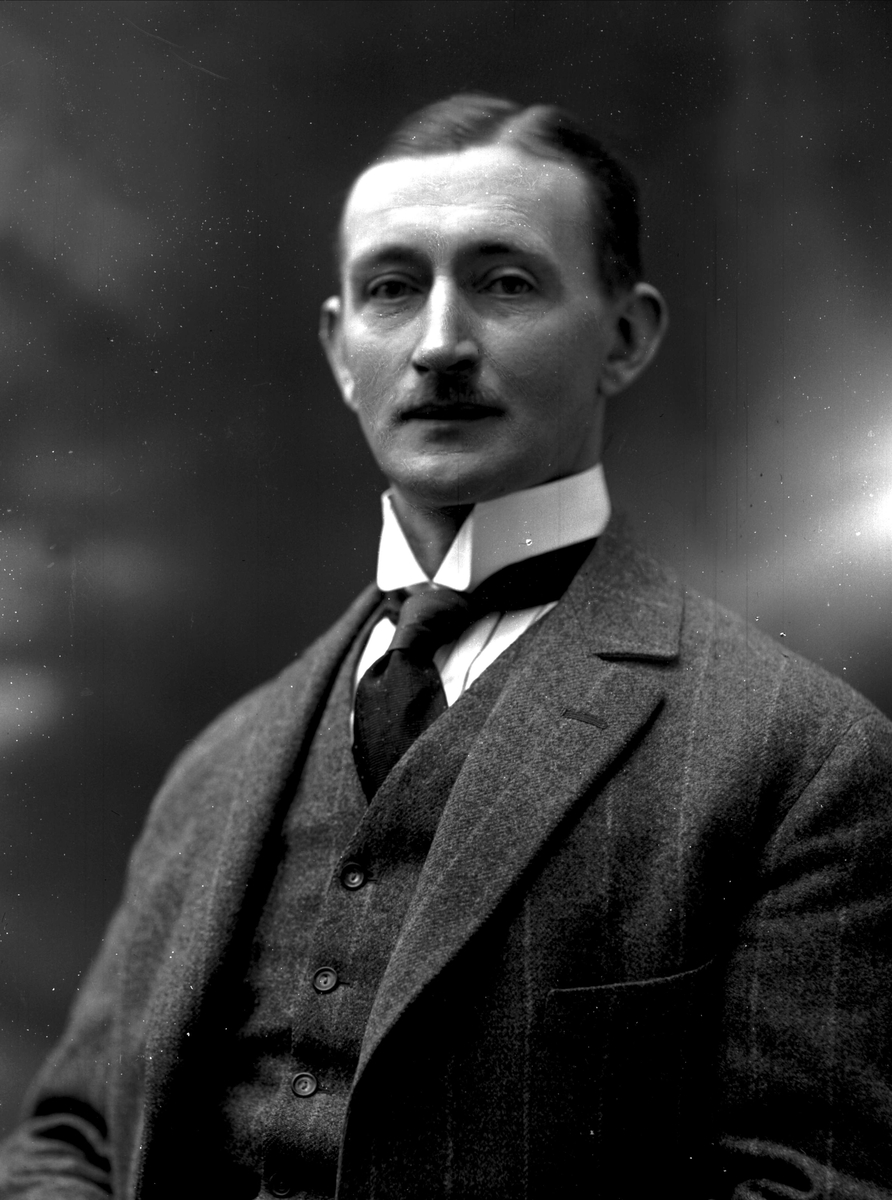 Gustav Borgen, NFB.02575