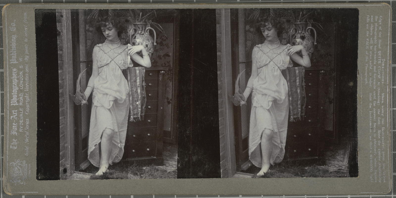 Desconegut, [Retrat] Fine-Art Photog. Publish. Co.