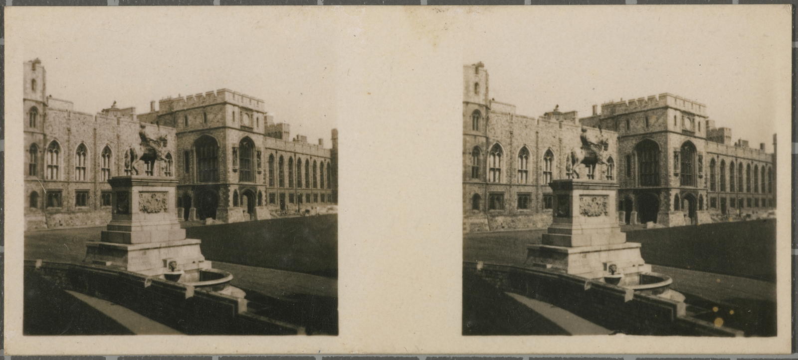 Desconegut, N.º 142. Windsor. - Castillo - Patio interior.