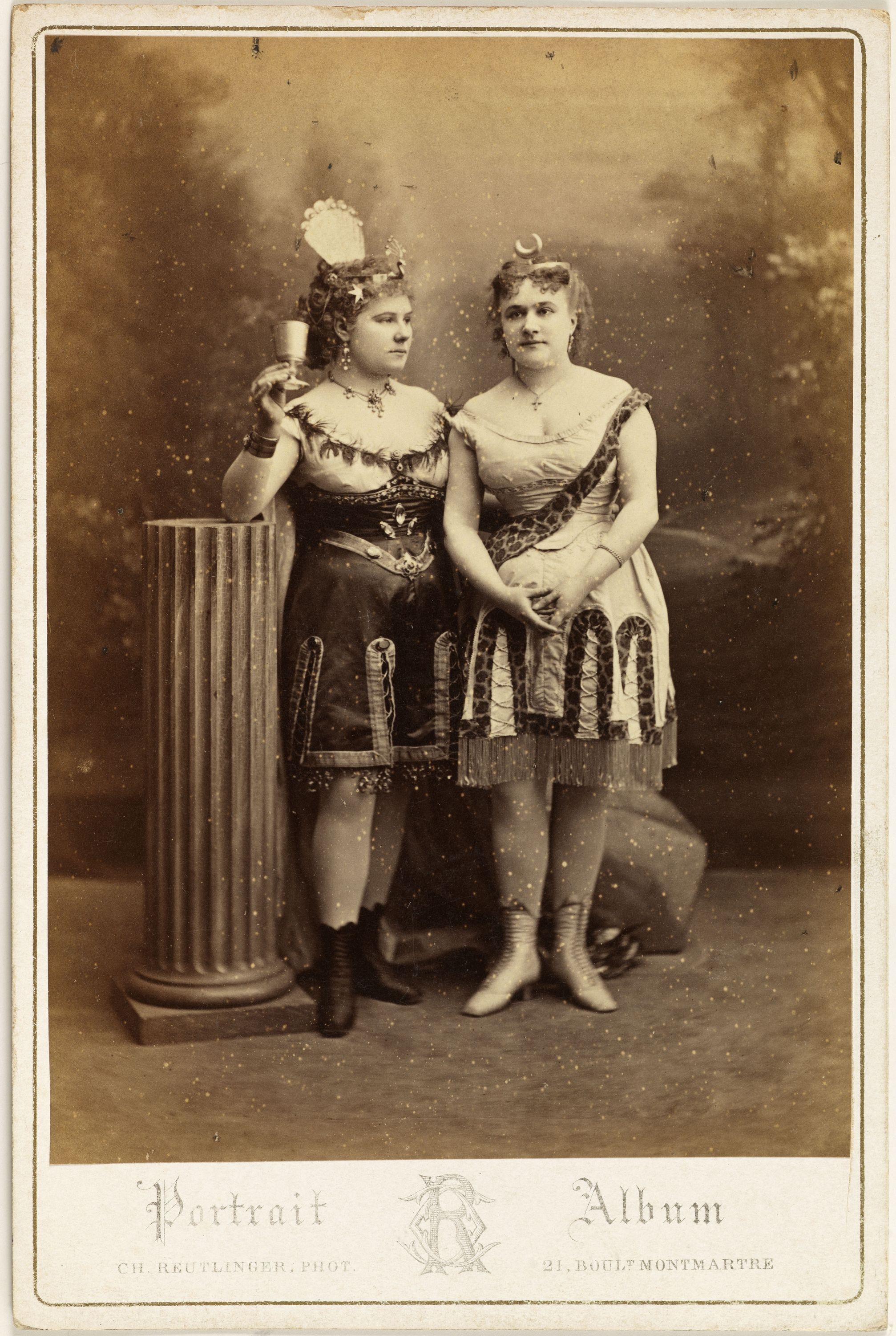 Charles Reutlinger, Portrait de Julia Baron et Ribeaucourt, actrices