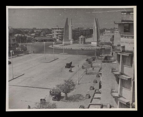 Hardy, Bert, Street Scene