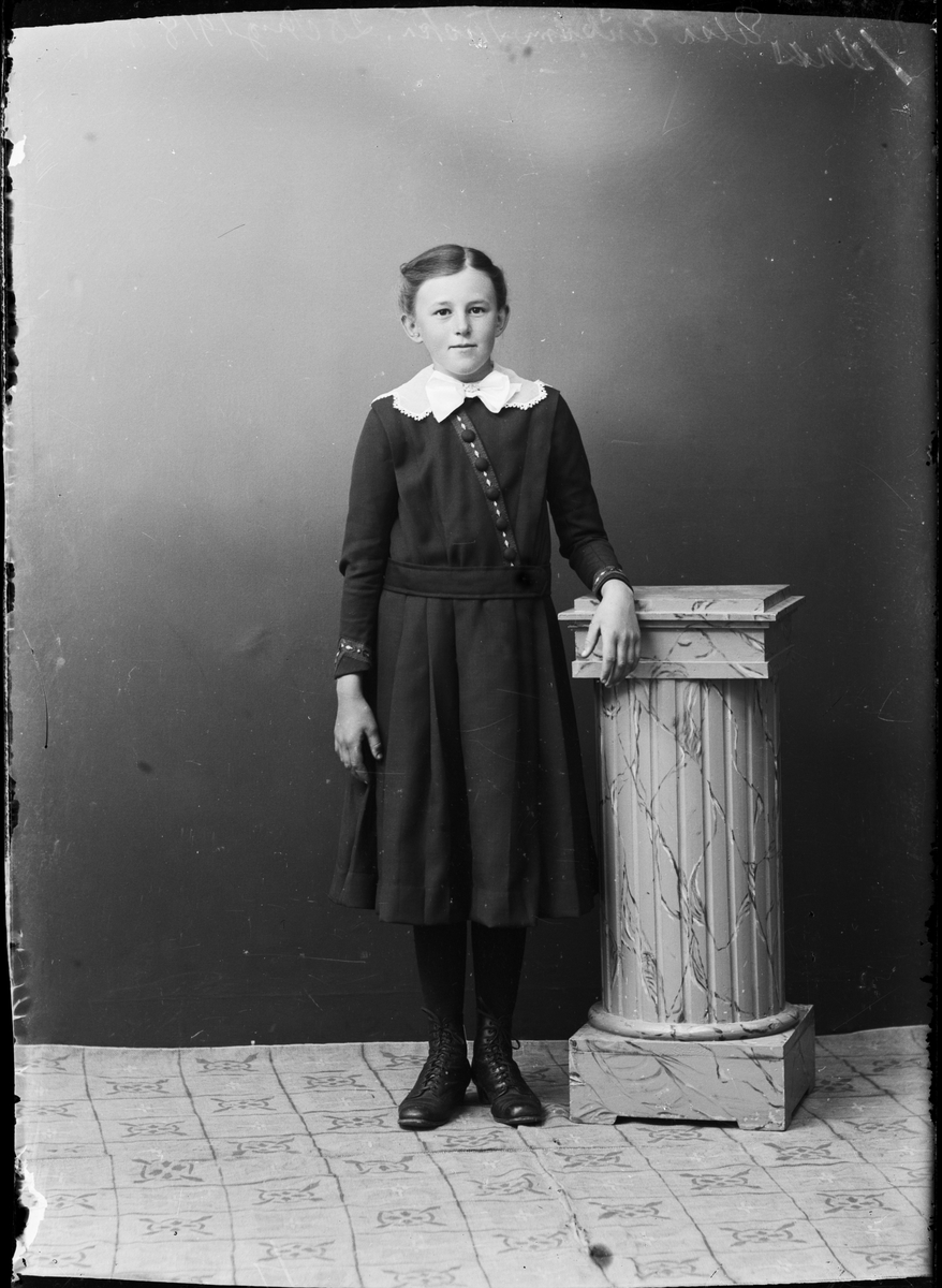 Skötsner-Edhlund, Elsa Eriksson from Tuskö, Börstil parish, Uppland