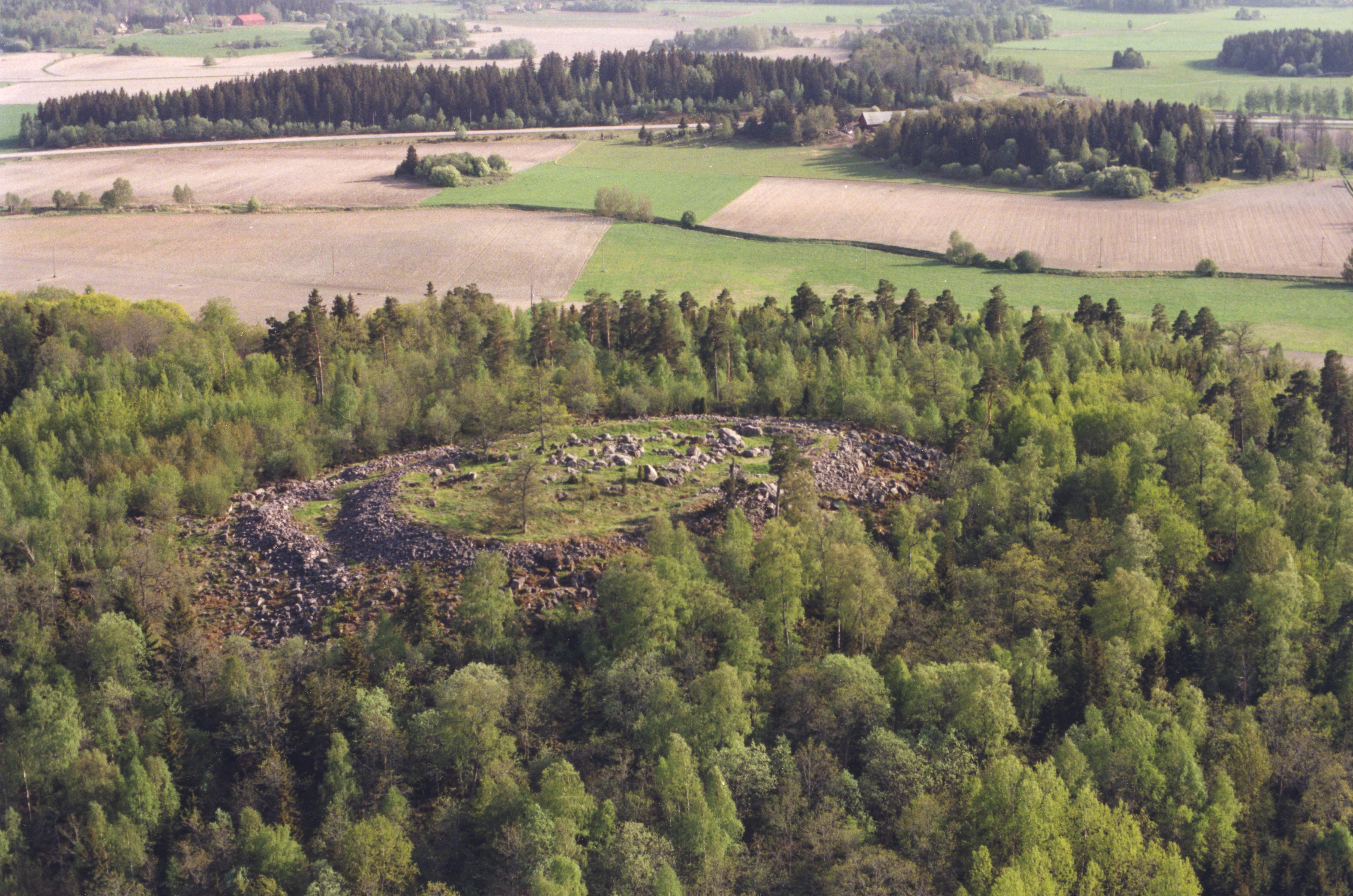 Jan Norrman, Husby-Långhundra 156:1