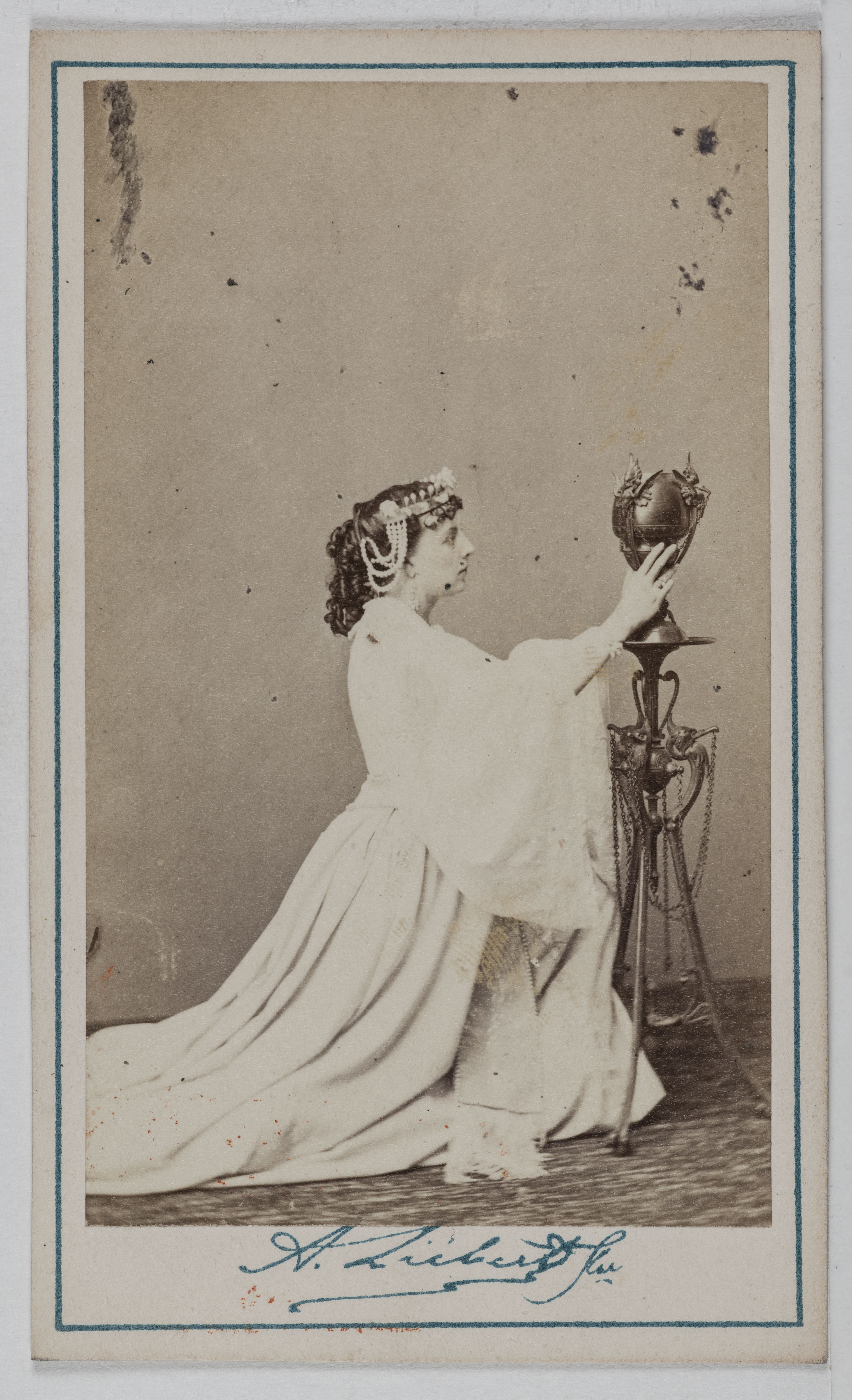 Alphonse Liébert, Portrait de Lloyd Marie, (Marie Emilie Jolly, dite), (ép. Georges Vibert), (1842-1897), (actrice)