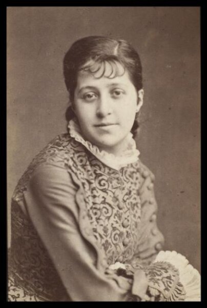 London Stereoscopic and Photographic Company, Guy Little Theatrical Photograph
