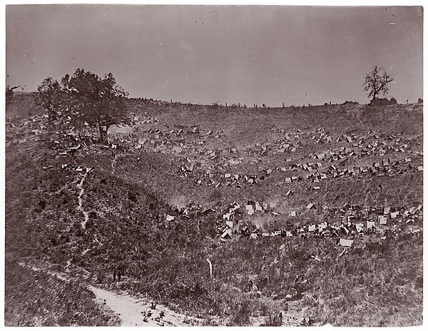 Timothy H. O'Sullivan, [Camp of Confederate Prisoners at Belle Plain Landing, Virginia, Captured with Johnson's Division]