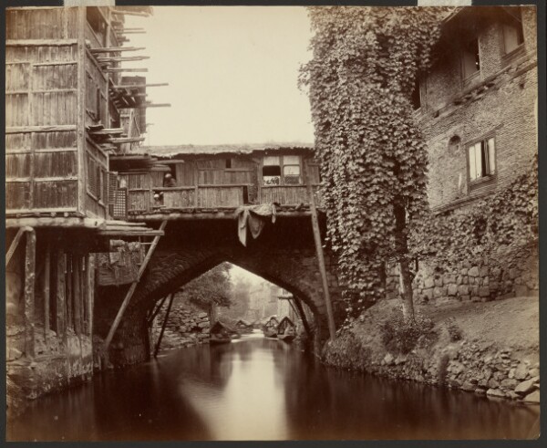 Samuel Bourne, Srinuggur; A Bridge on the Marqual Canal