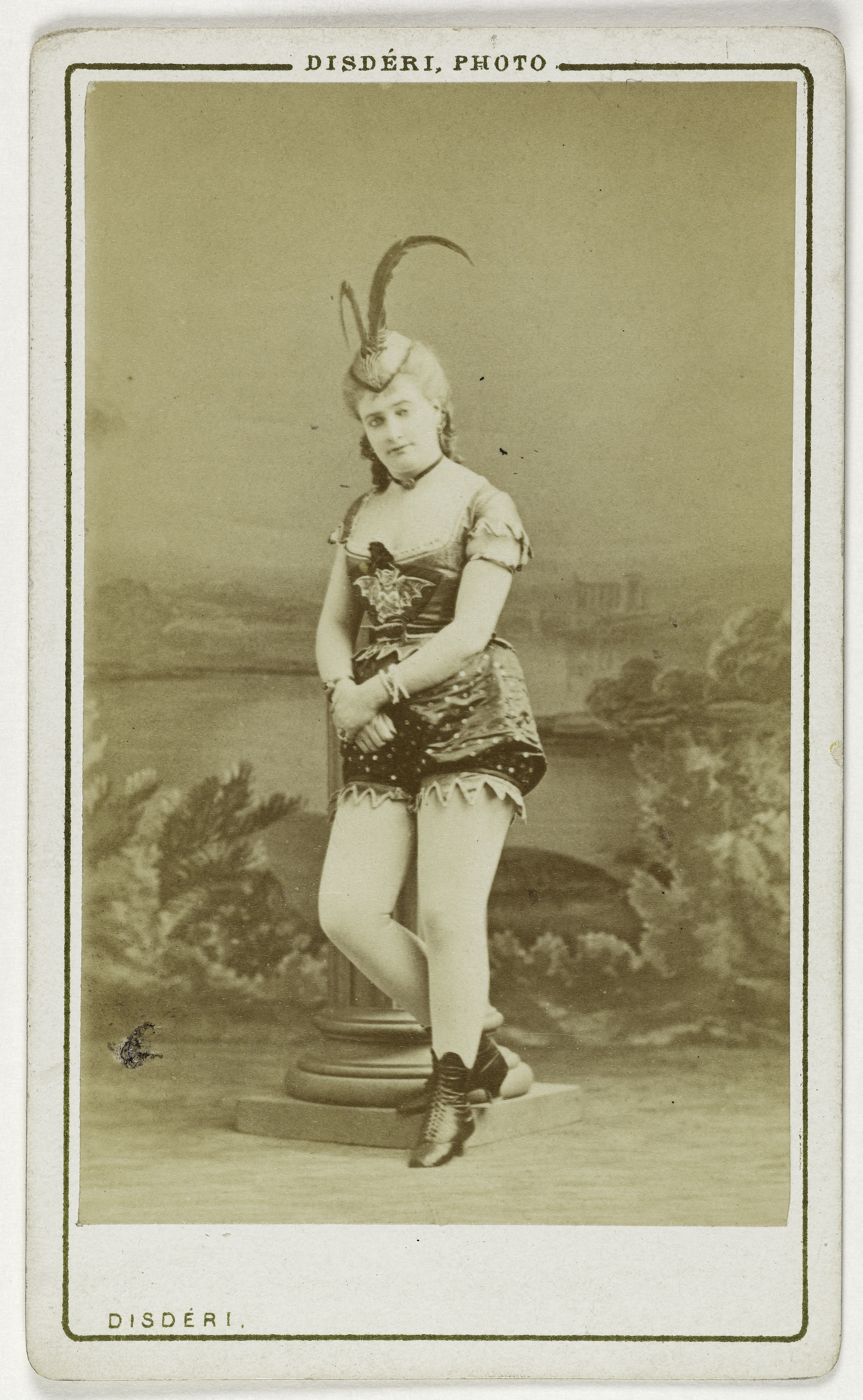 André-Adolphe-Eugène Disdéri, Portrait de Georgine, (actrice)