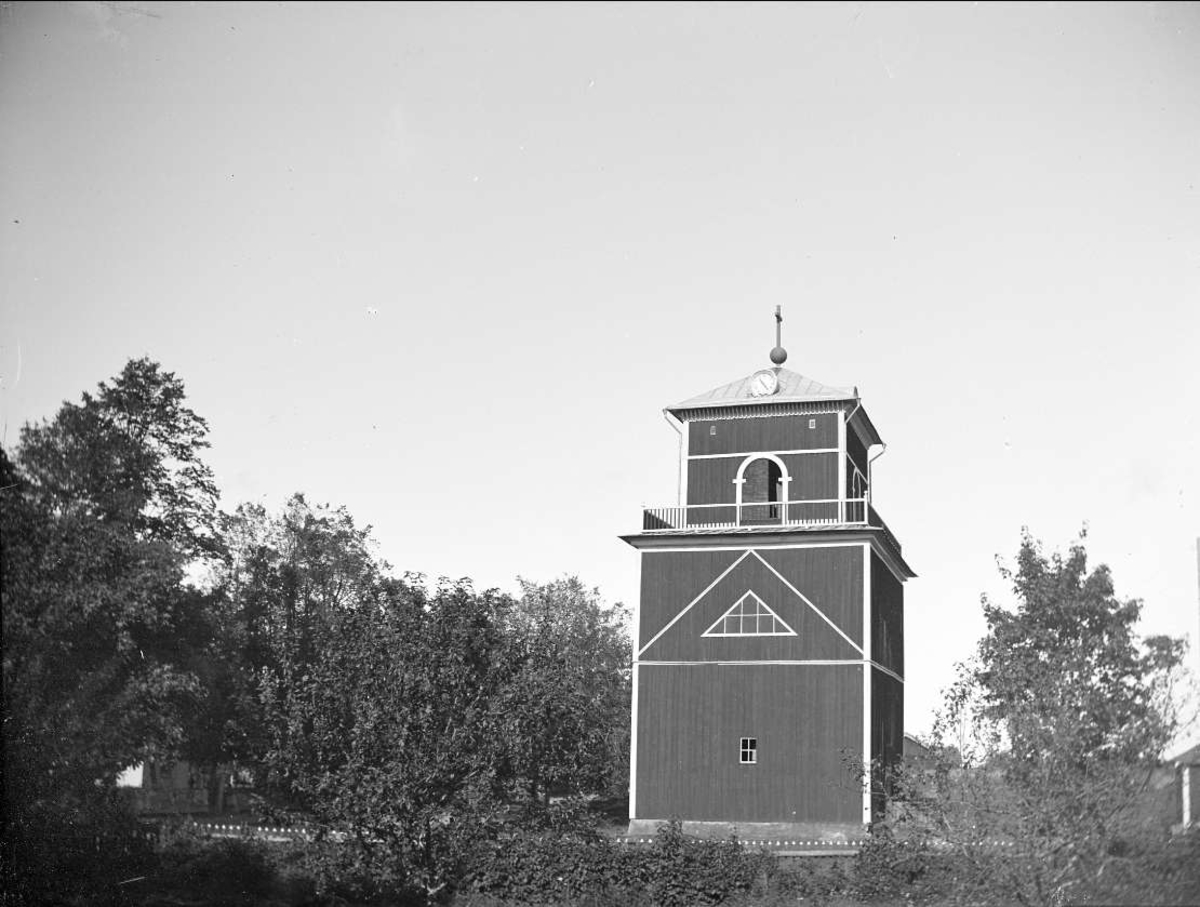 August Fredrik Schagerström, Klockstapeln vid Älvkarleby kyrka, Älvkarleby socken, Uppland i september1916