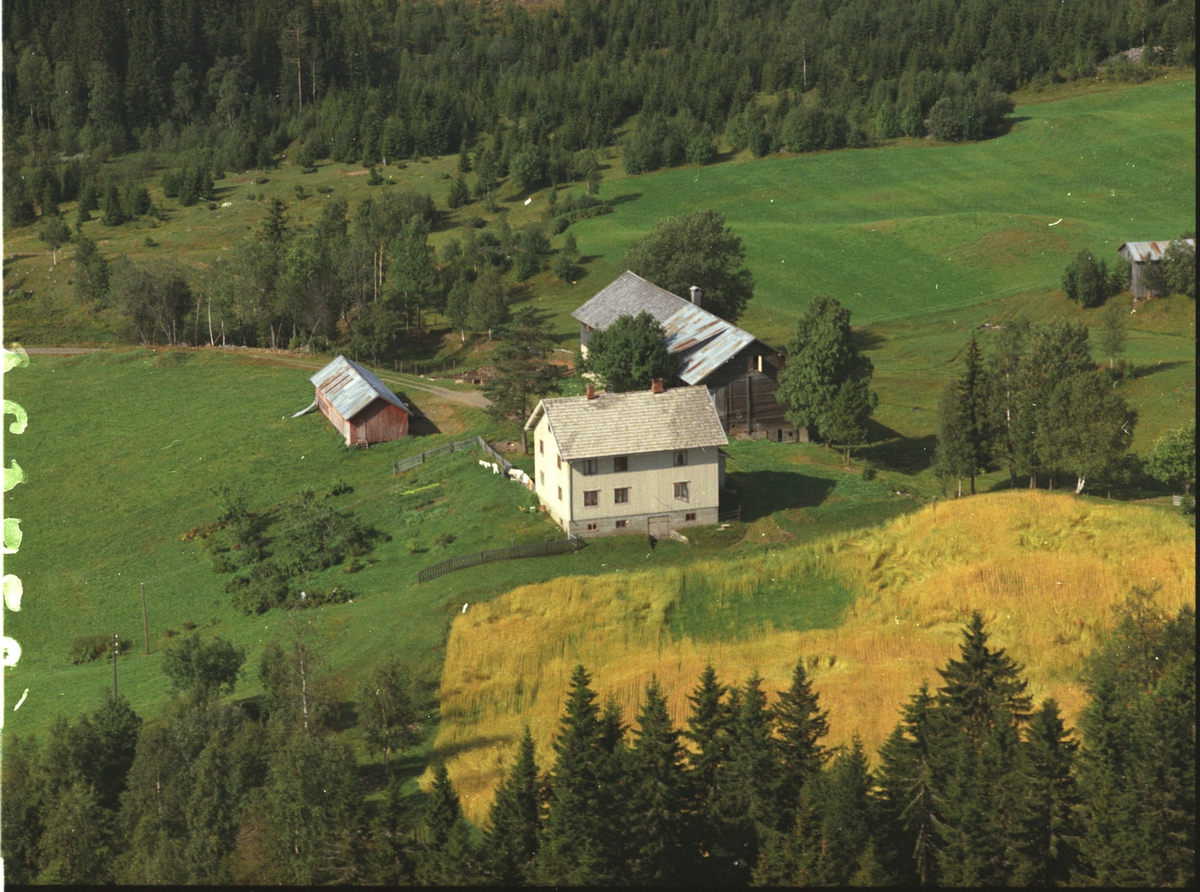 Widerøes Flyveselskap A/S, Flyfoto, Væringstad, Veldre, Ringsaker.