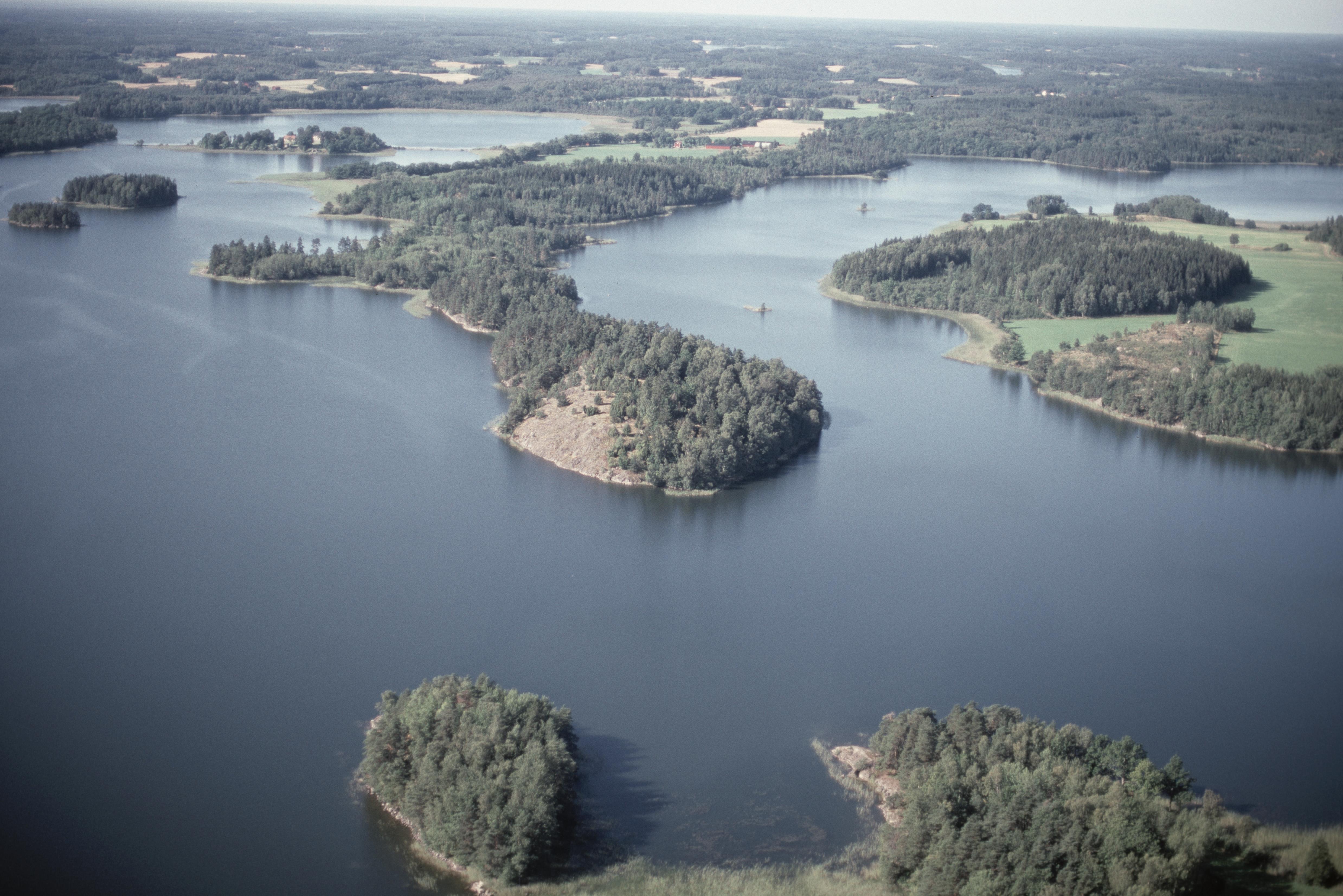 Jan Norrman, Årdala 124:1