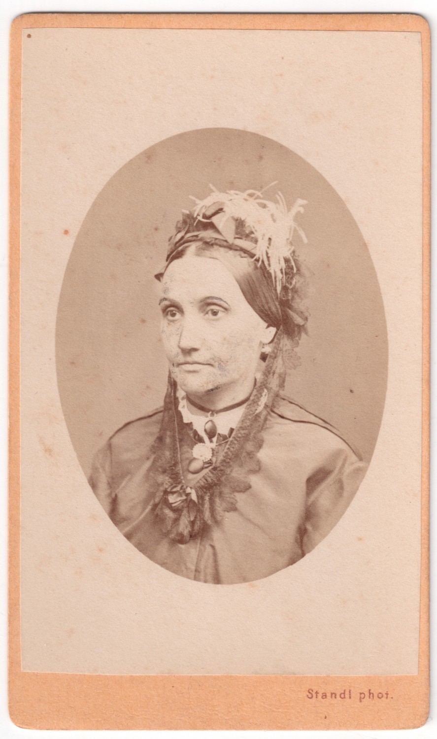 Ivan (27. 10. 1832.––30. 8. 1897.) Standl, Starija gospođa