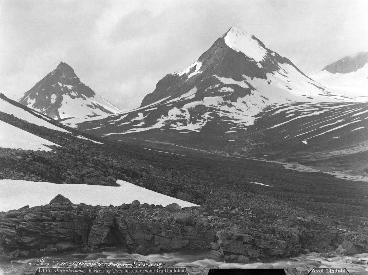 Axel Lindahl, Prot: Jotunheimen Kirken og Tverbottenhornene fra Uladalen