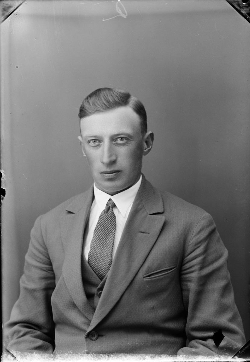 Skötsner-Edhlund, Gustaf Sundman från Snesslingeberg, Börstil socken, Uppland