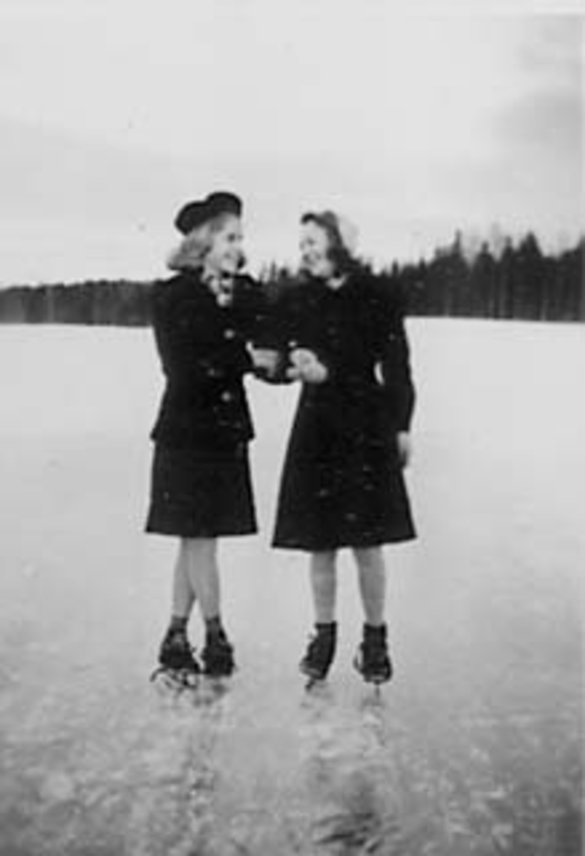 Anno Domkirkeodden, GRUPPE: 2, GUNHILD MILA LUND, GUNHILD FILSETH PÅ SKØYTER, BRYNNSDAMMEN, FILSETH, ÅSVANG