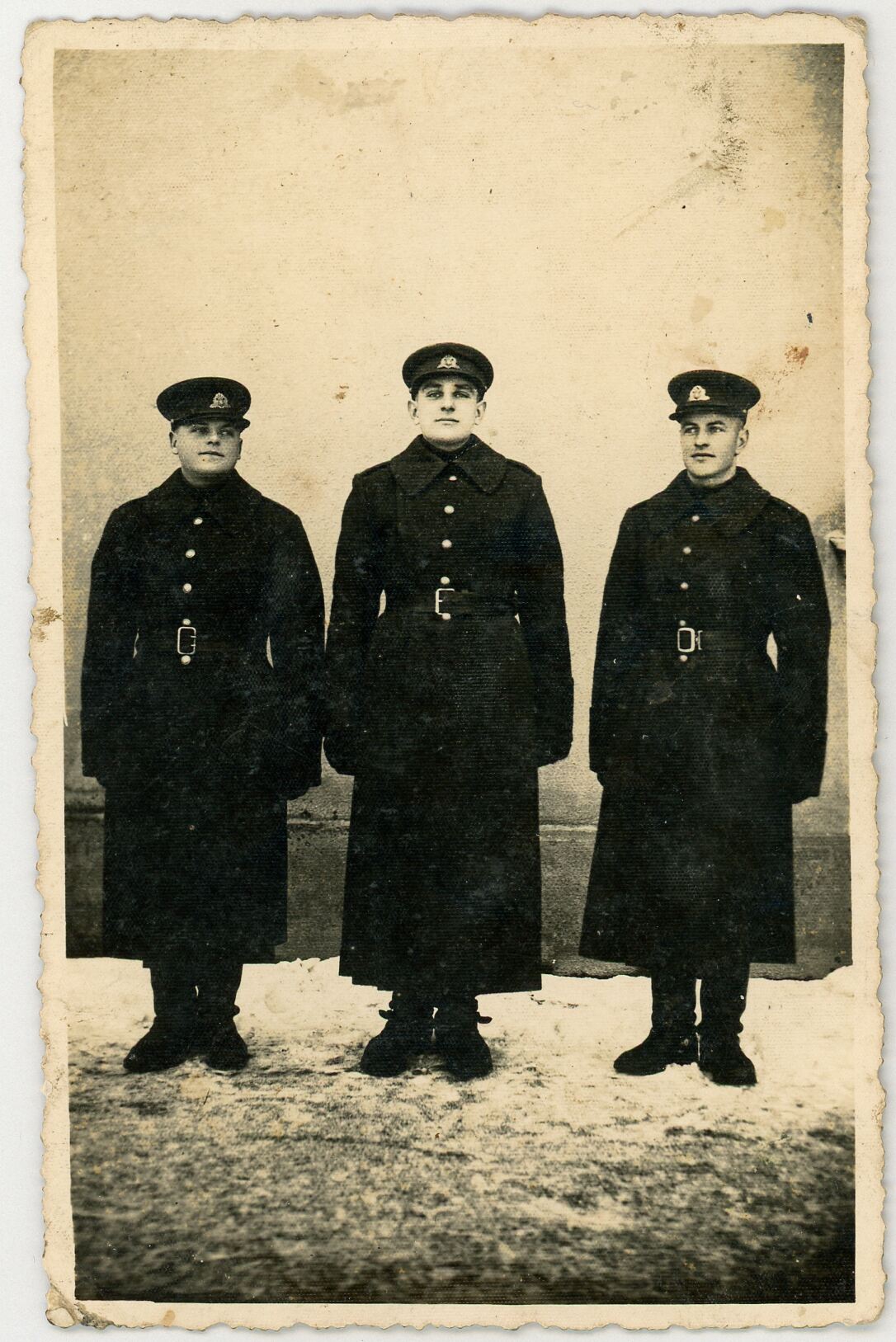 Unknown artist, Fotografija. Trys kareiviai