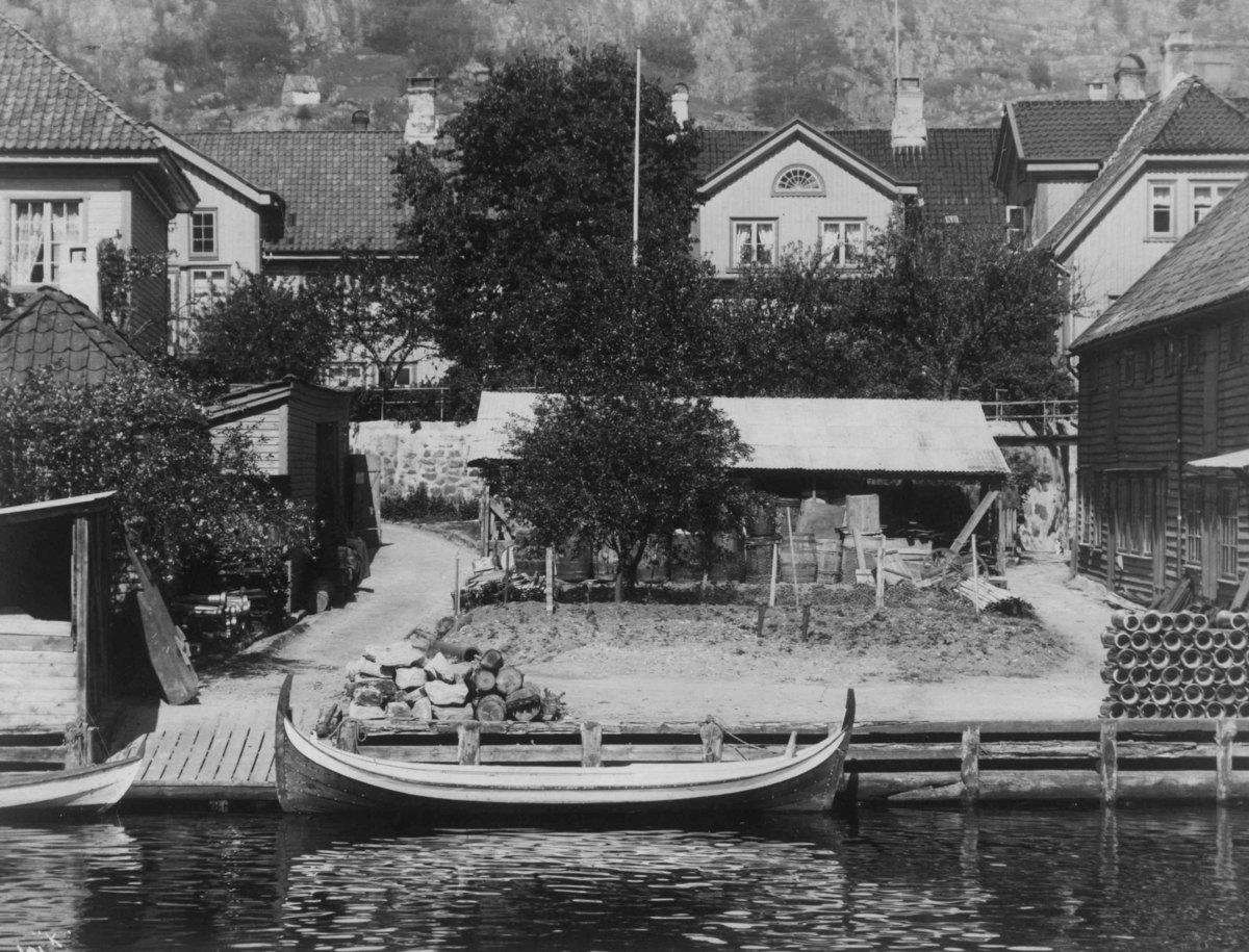 Anders Beer Wilse, Flekkefjord 1