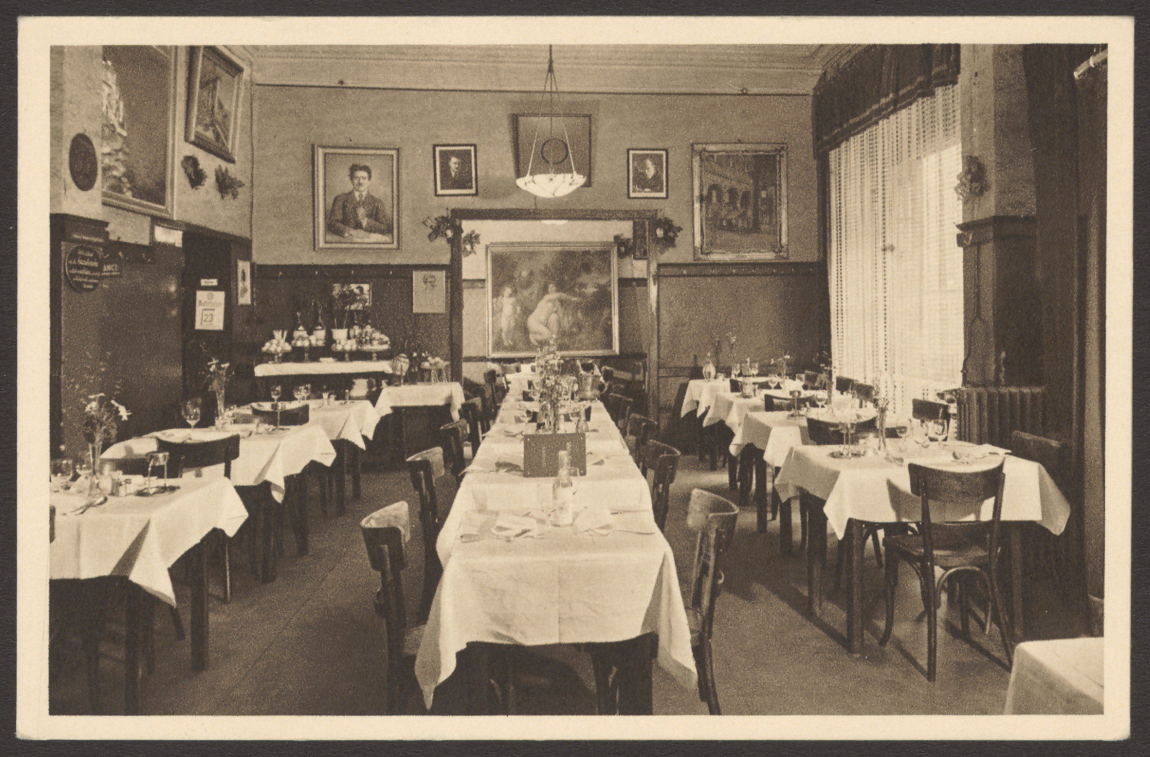 Foto Paul Wruck (Verlag), Ansichtskarte Restaurant "Sorrento", Gastraum, Anhalter Straße 14 [2/2]