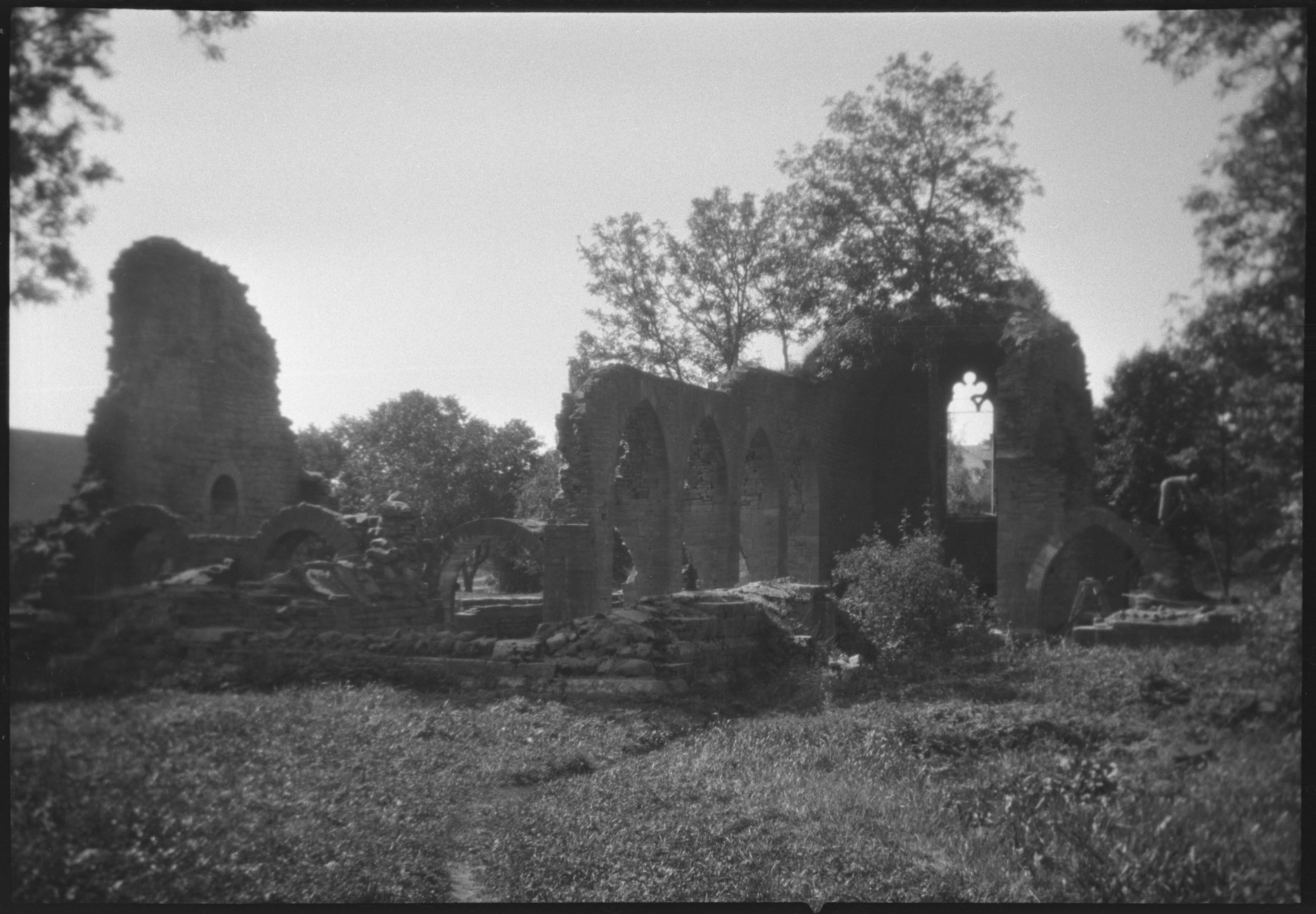 Berit Wallenberg, Alvastra kloster