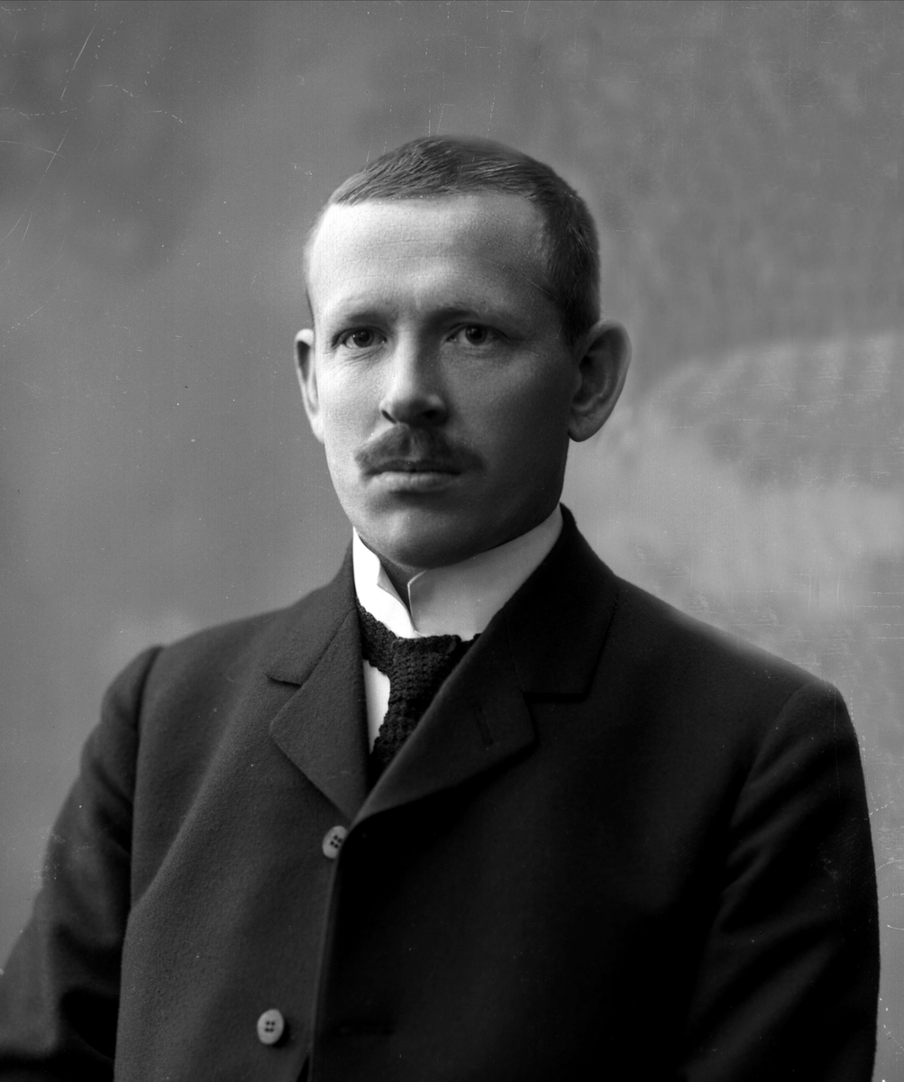 Gustav Borgen, NFB.03473