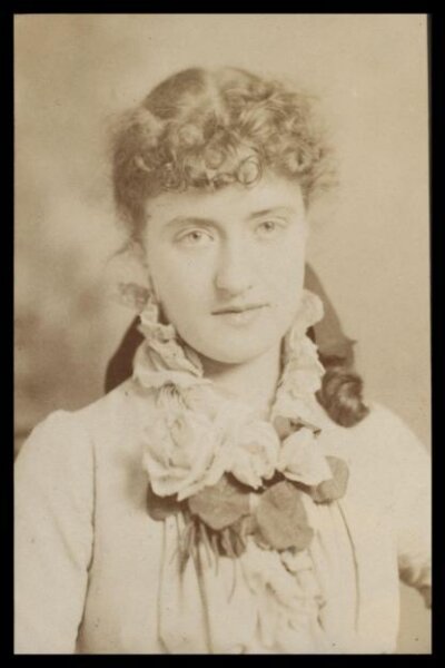 London Stereoscopic and Photographic Company, Guy Little Theatrical Photograph