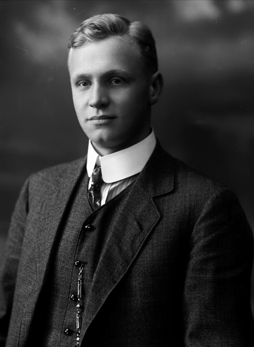 Gustav Borgen, NFB.10718