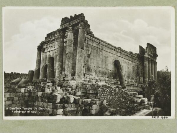 anonymous, Photograph