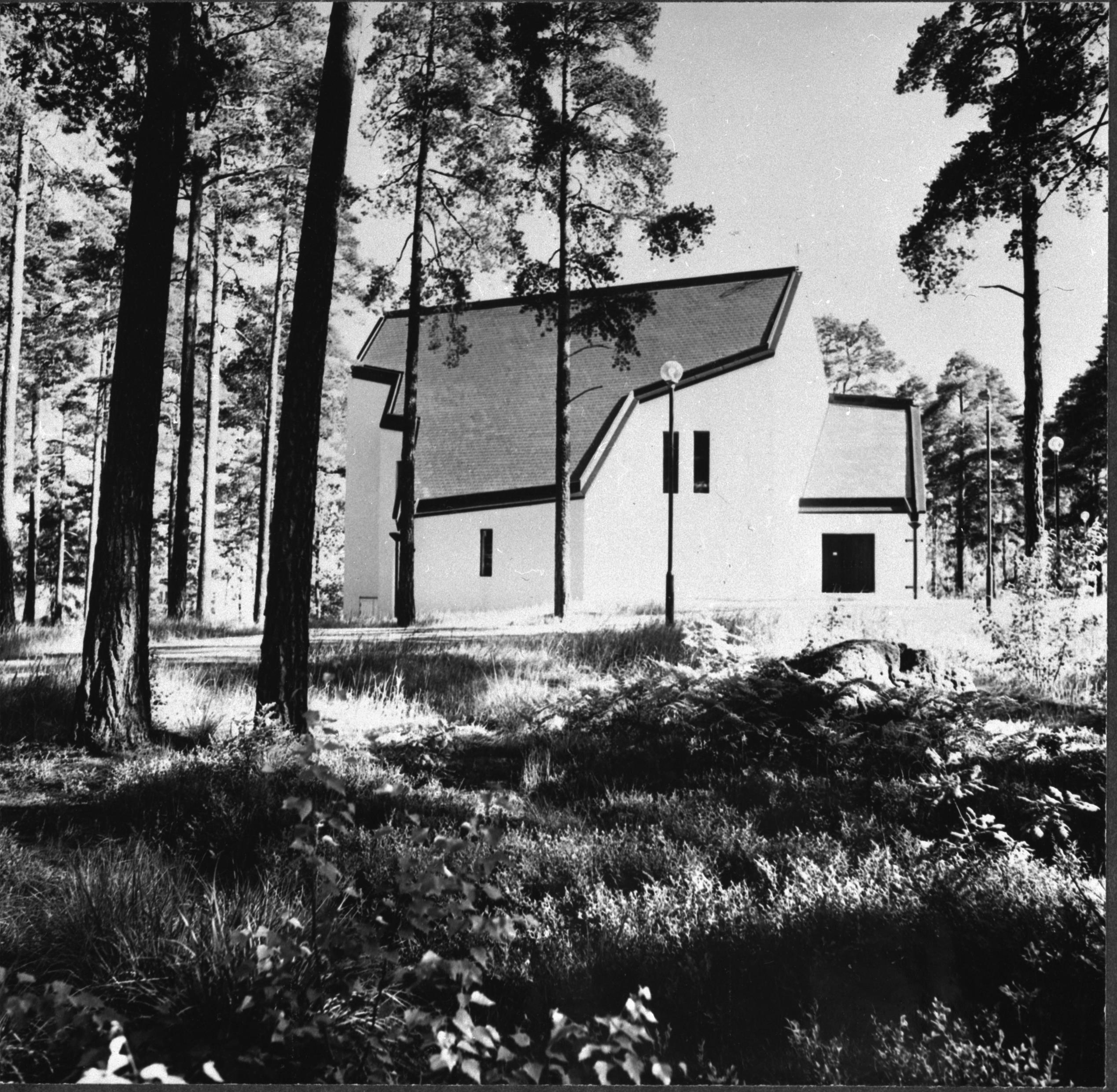 Ivar Schnell, Hälleforsnäs kyrka