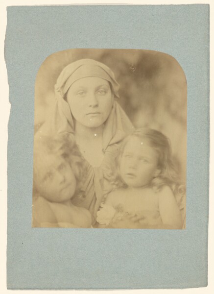 Julia Margaret Cameron, [Madonna with two children]