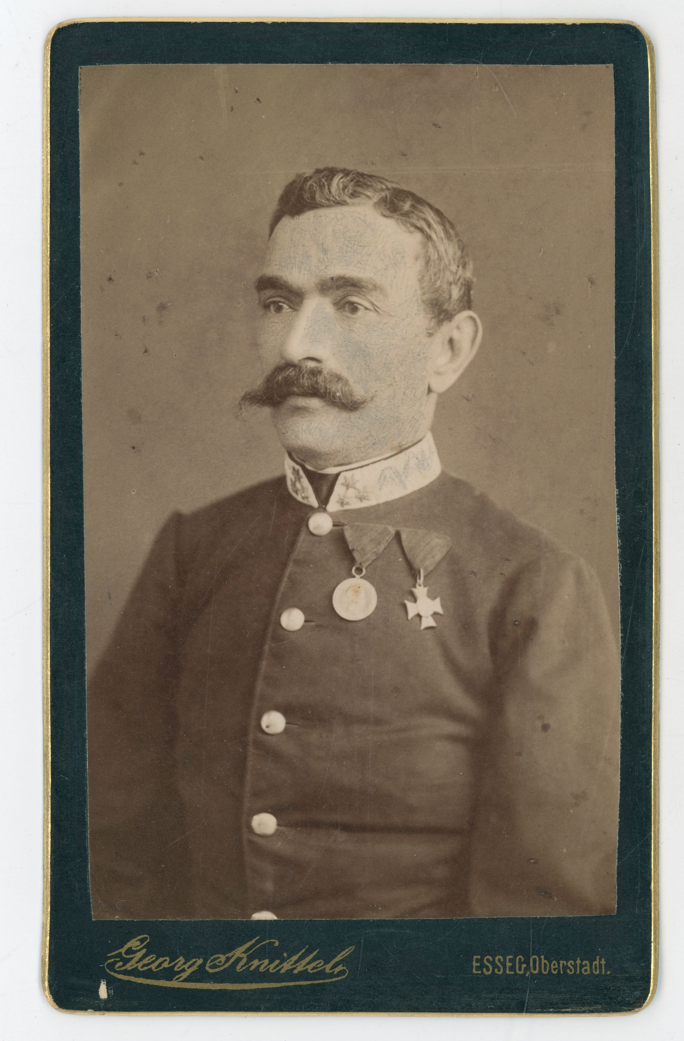 Georg Knittel, Oficir Ivo Prpić