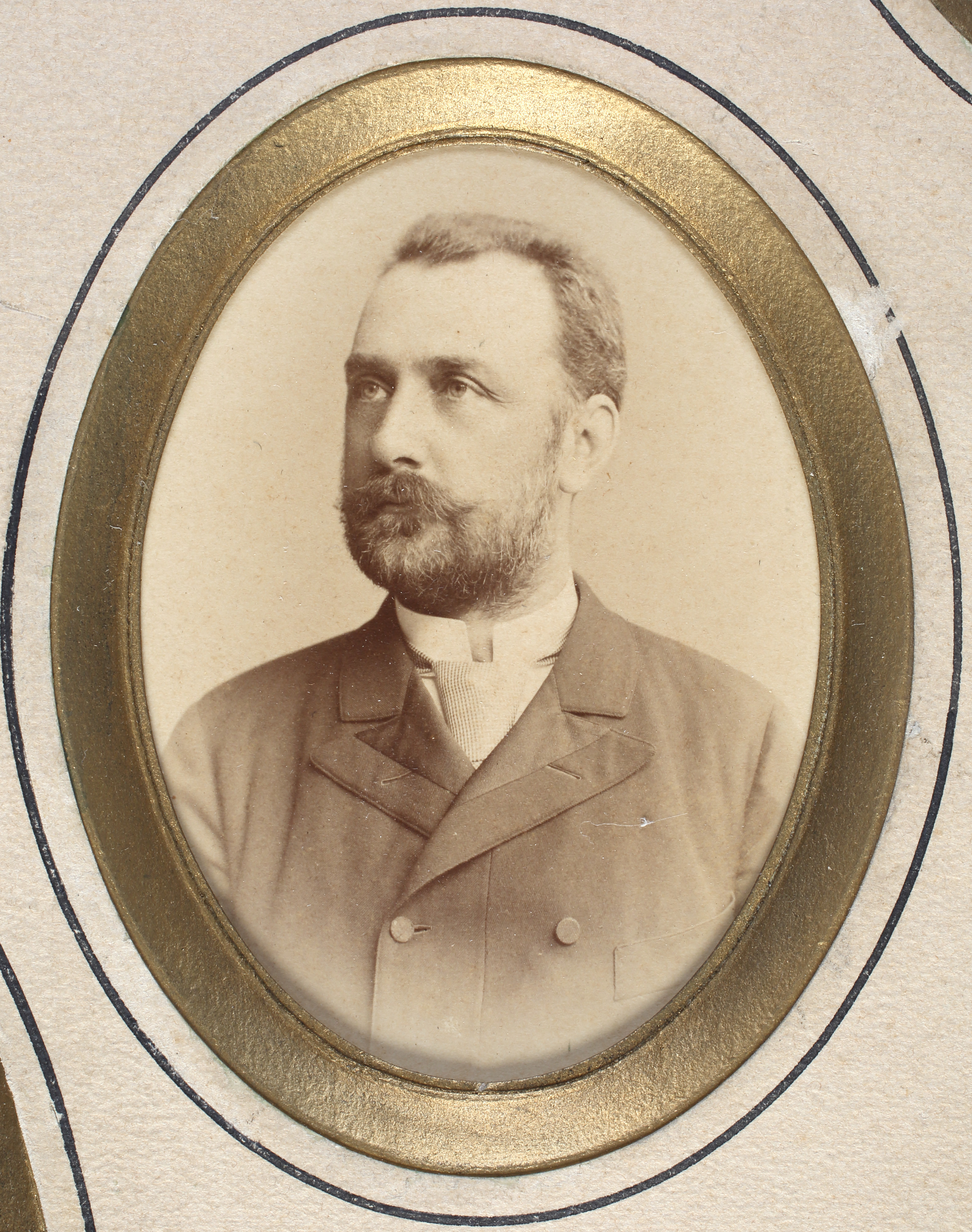 Gjuro i Ivan Varga, Portret nepoznatog