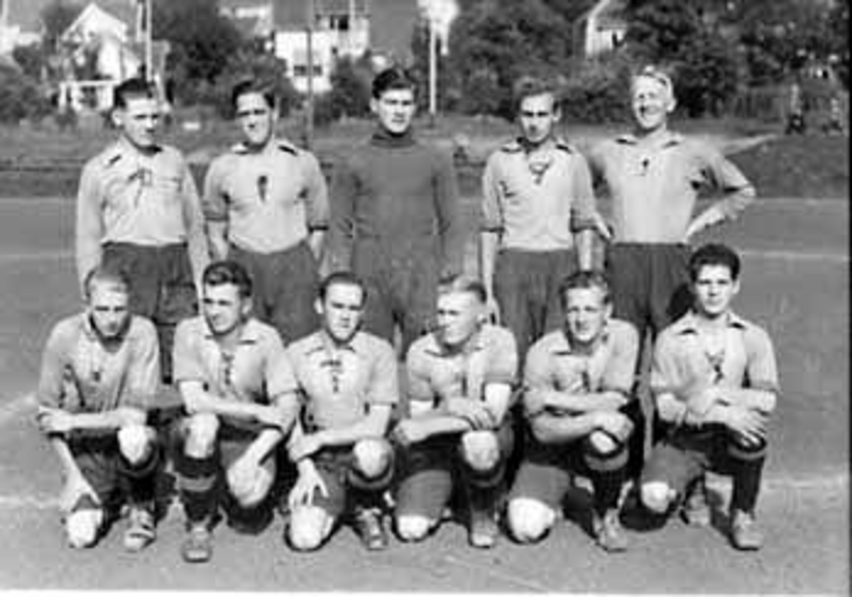 Anno Domkirkeodden, GRUPPE: 11 FOTBALLAG, OIL, OTTESTAD IDRETTSLAG MOT LILLEHAMMER BALLKLUBB, OTTESTAD