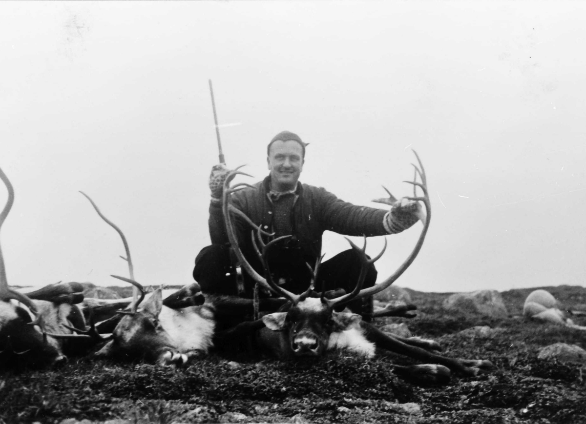 Rachel Haarseth, Mann, reinsdyrjakt.