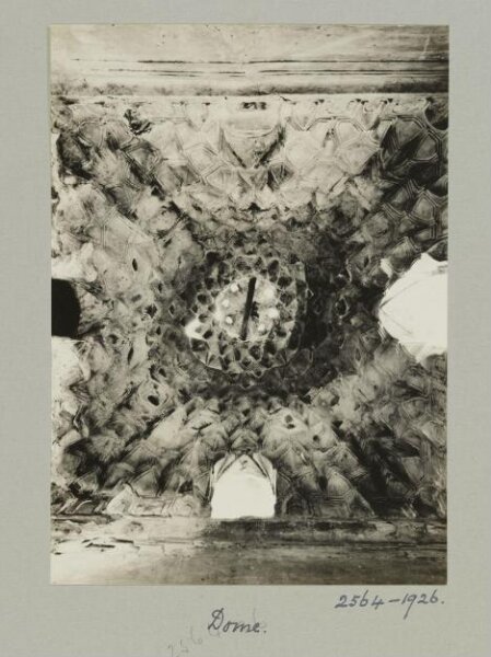 K.A.C. Creswell, Inside view on dome stalectites at Bimaristan Nur al-Din, Damascus