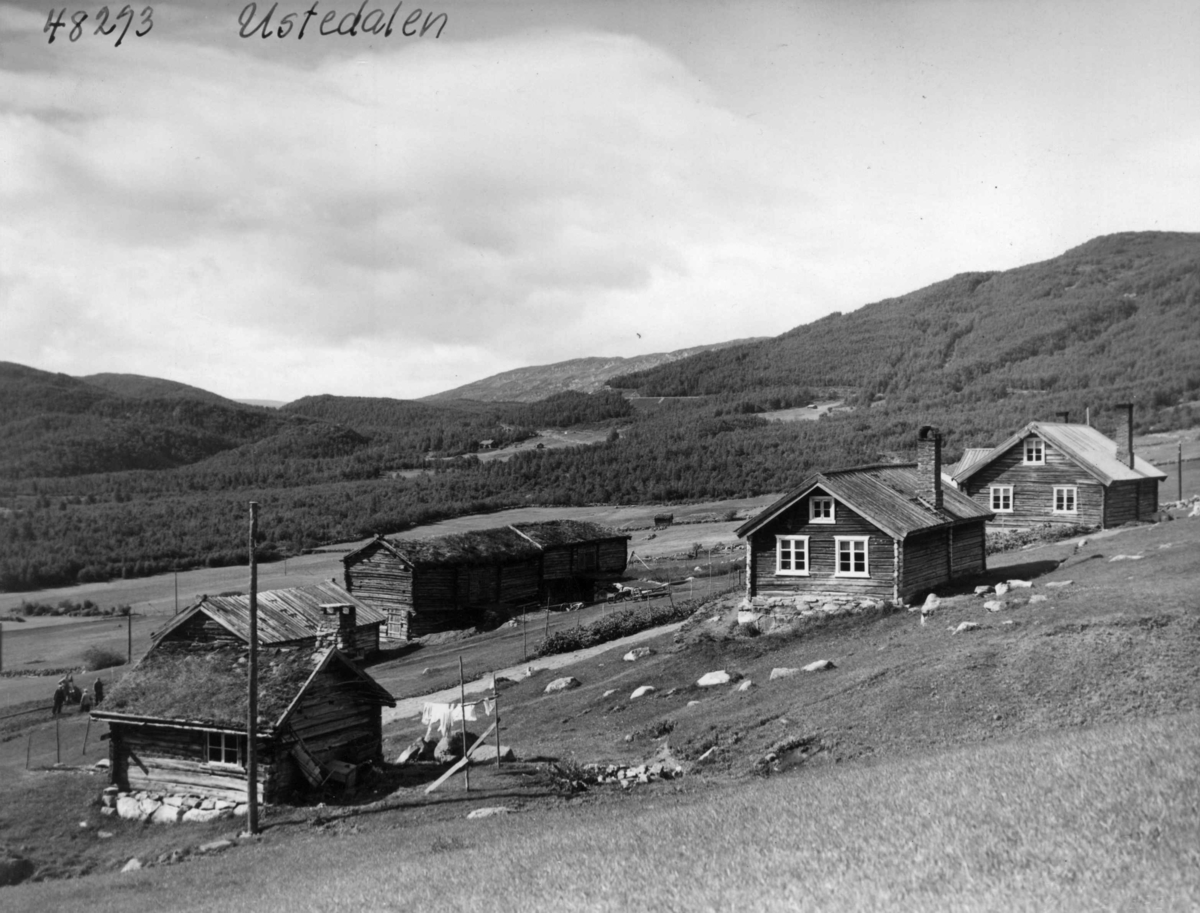 Anders Beer Wilse, Ustedalen, Bebyggelse