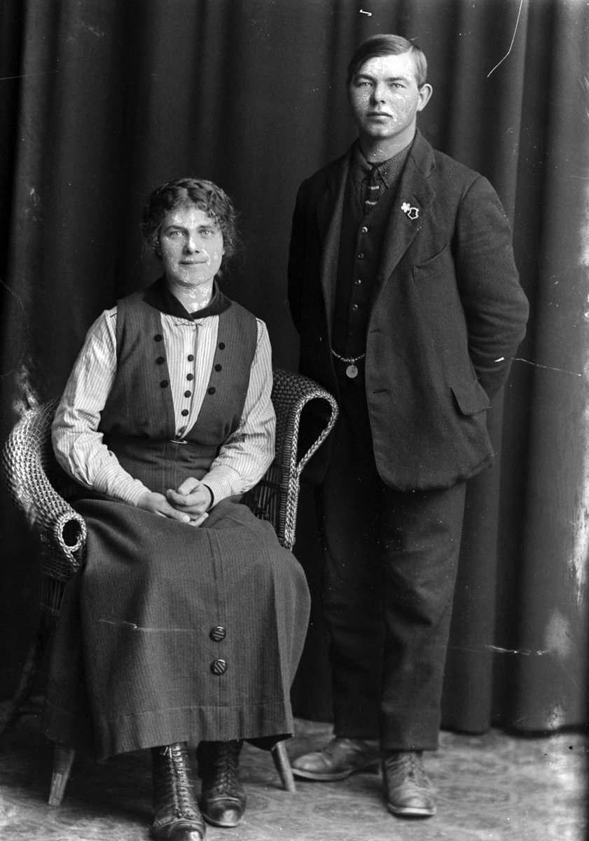 Christian Grundseth, OLSEN OLAF, GR: 2, PAR, HELFIG. , 19199