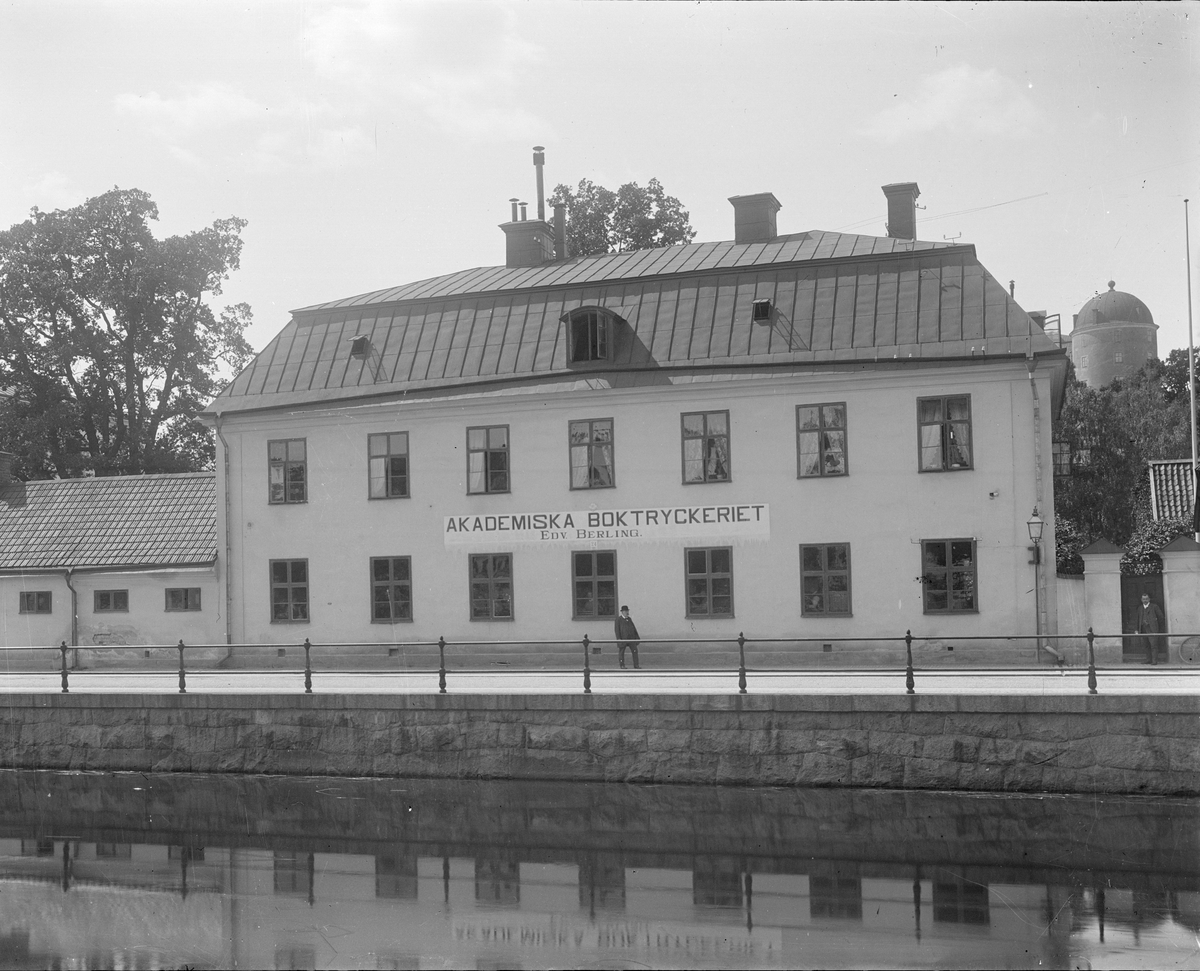 Henri Osti's Fotografiateliér, Akademiska Boktryckeriet, Västra Ågatan 24, Uppsala före 1914