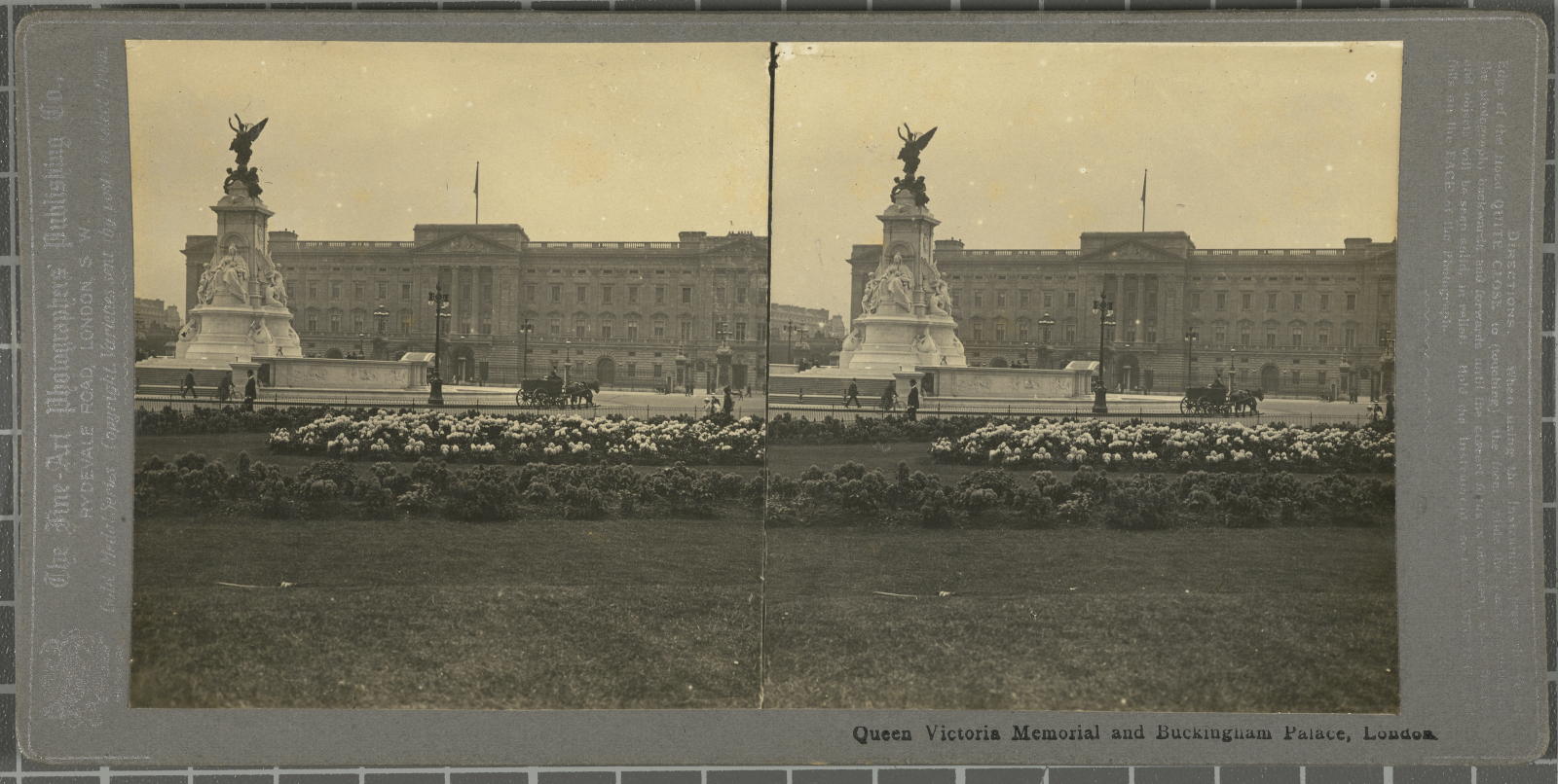 Desconegut, Queen Victoria Memorial and Buckingham Palace, London. Fine-Art Photog. Publish. Co.