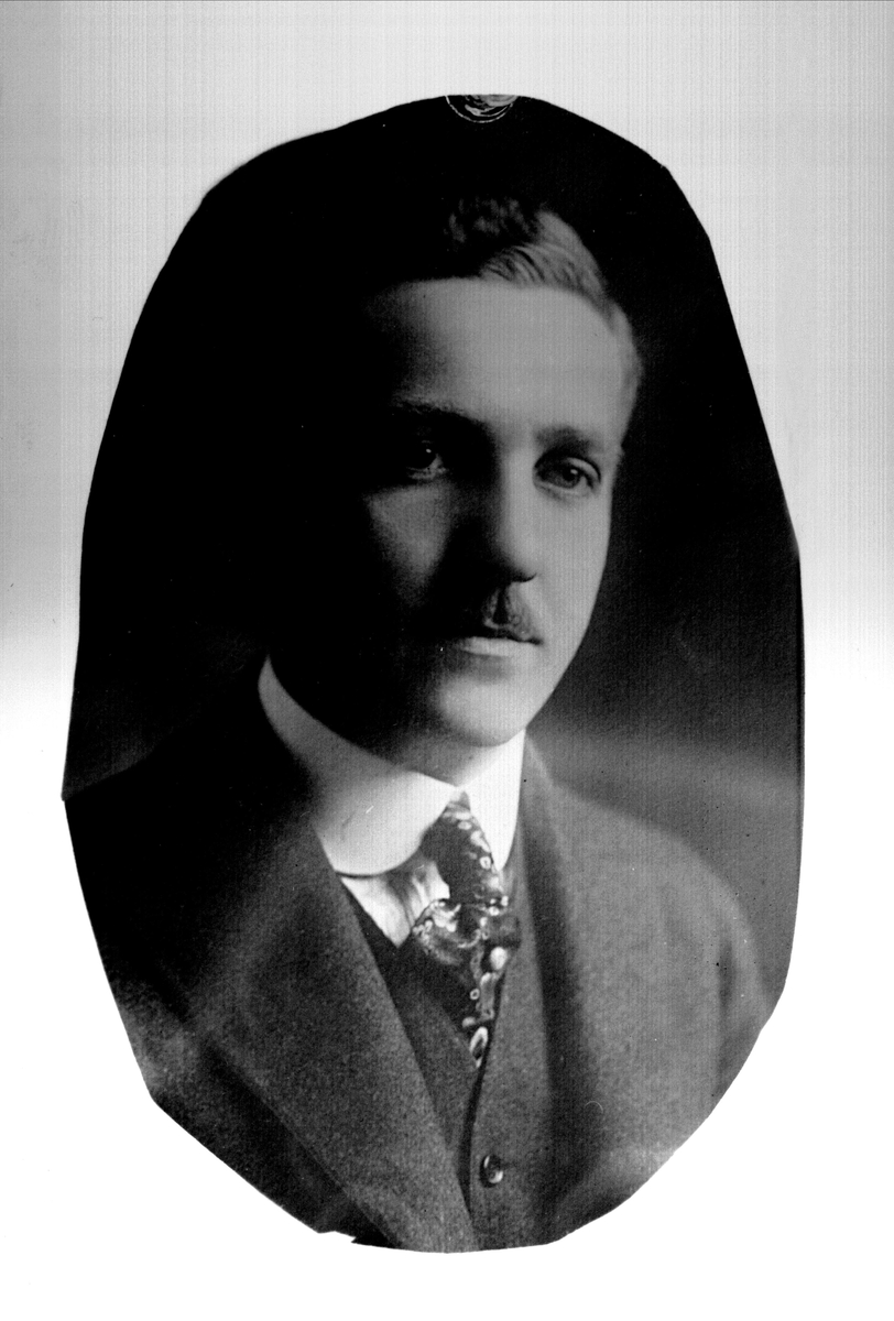 Gustav Borgen, NFB.02909